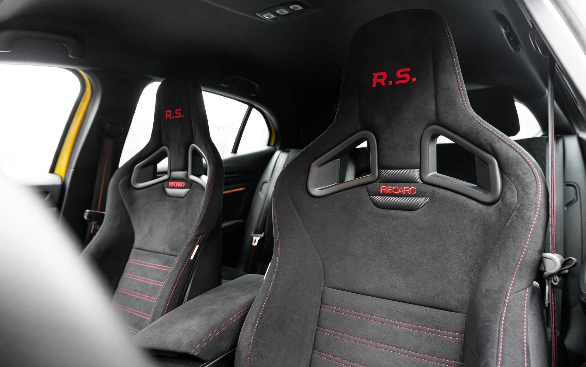 RENAULT Mégane RS Trophy 300-image-10