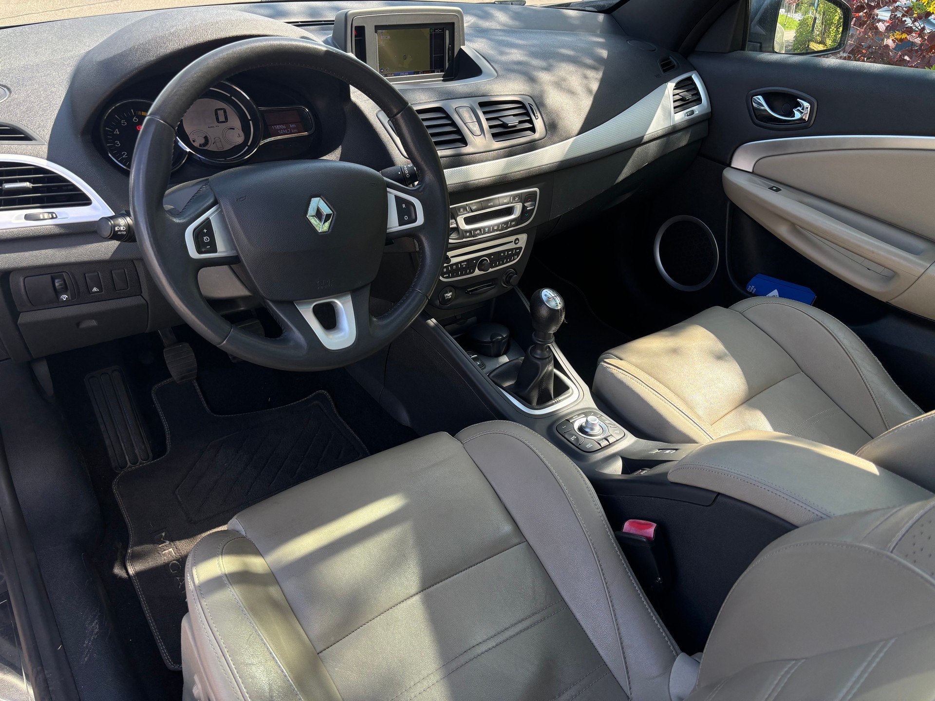RENAULT Mégane CC 1.4 16V Turbo Dynamique-image-7