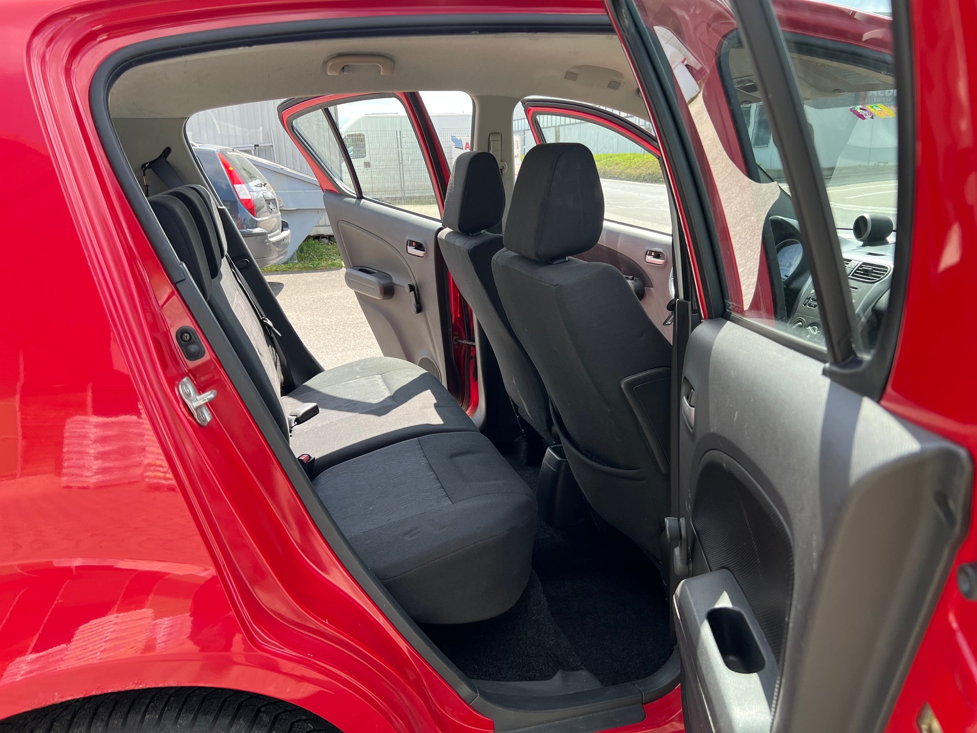 SUZUKI Splash 1.0i 12V GL-image-11