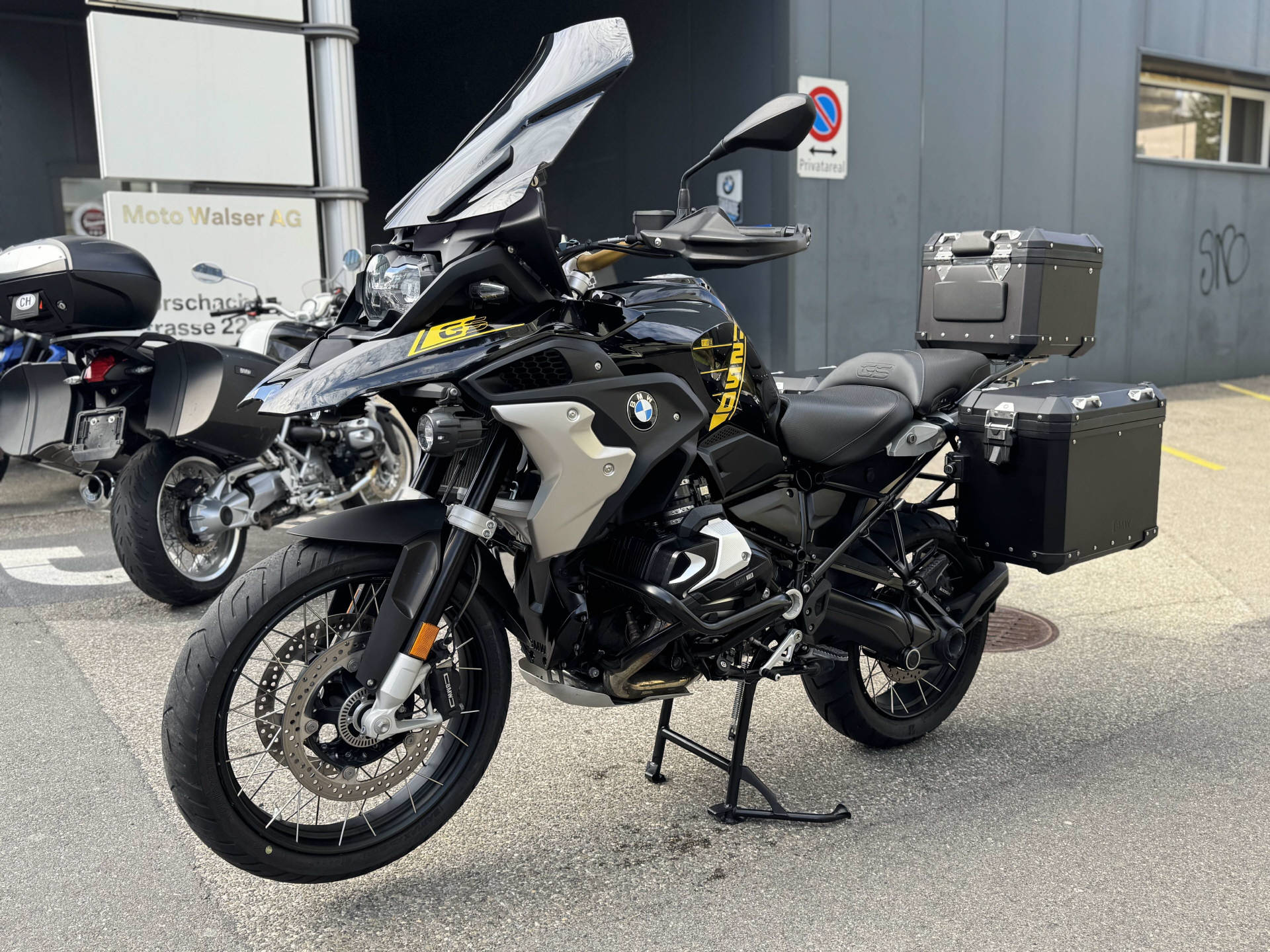 BMW R 1250 GS-image-0