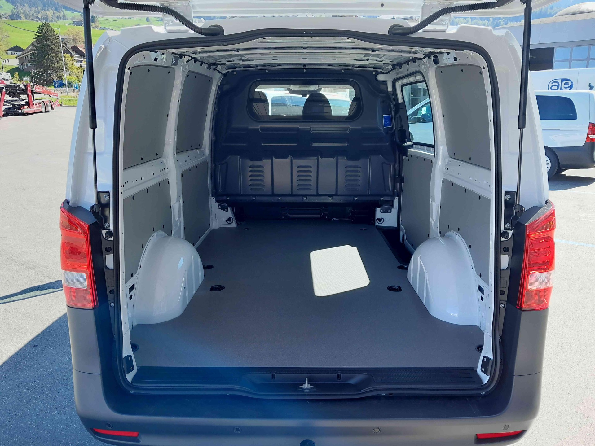 MERCEDES-BENZ Vito 114 Kaw. L 2.0 CDI Pro Worker-image-13