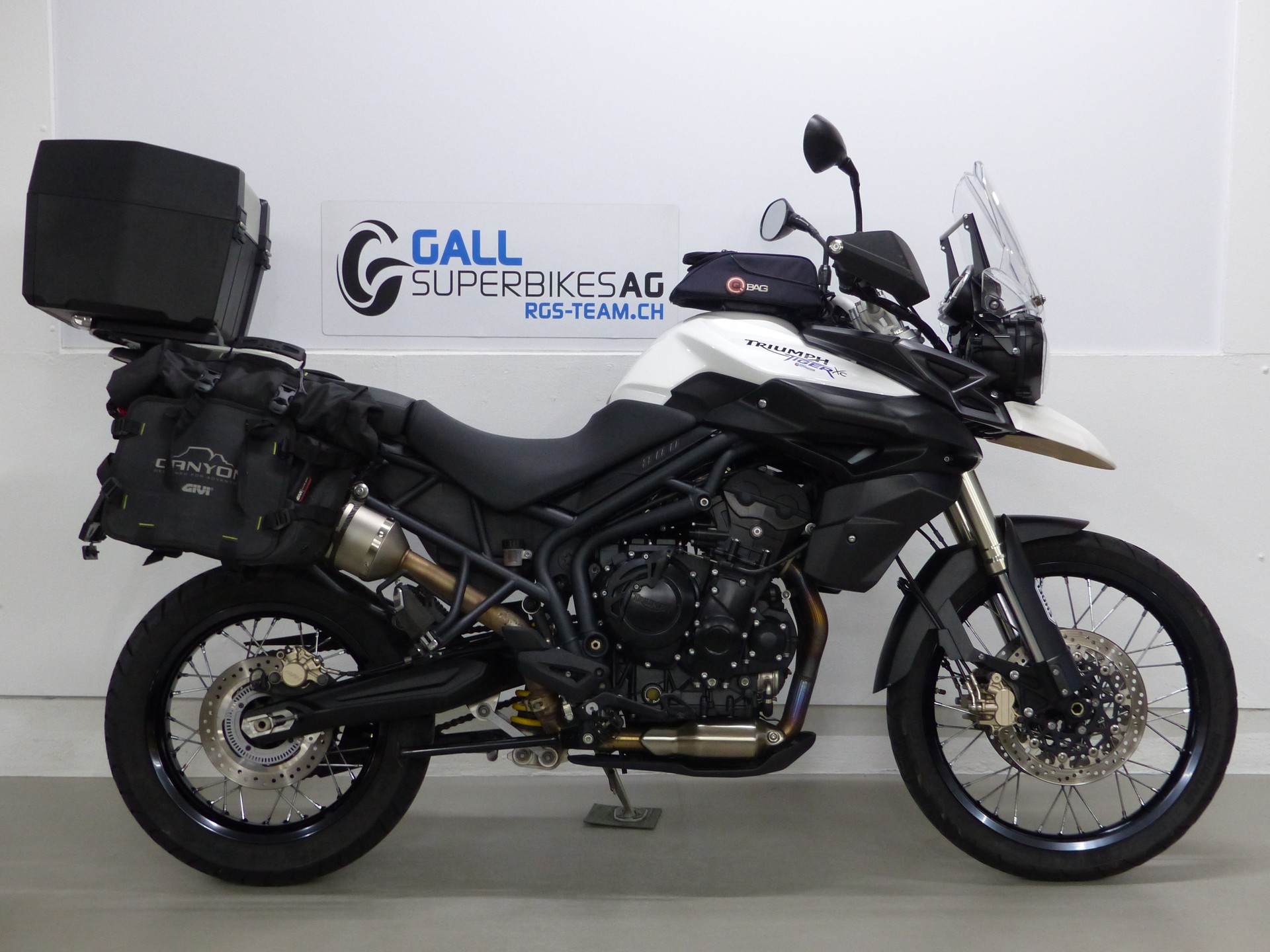 TRIUMPH Tiger 800 XC ABS mit Zubehör-image-0
