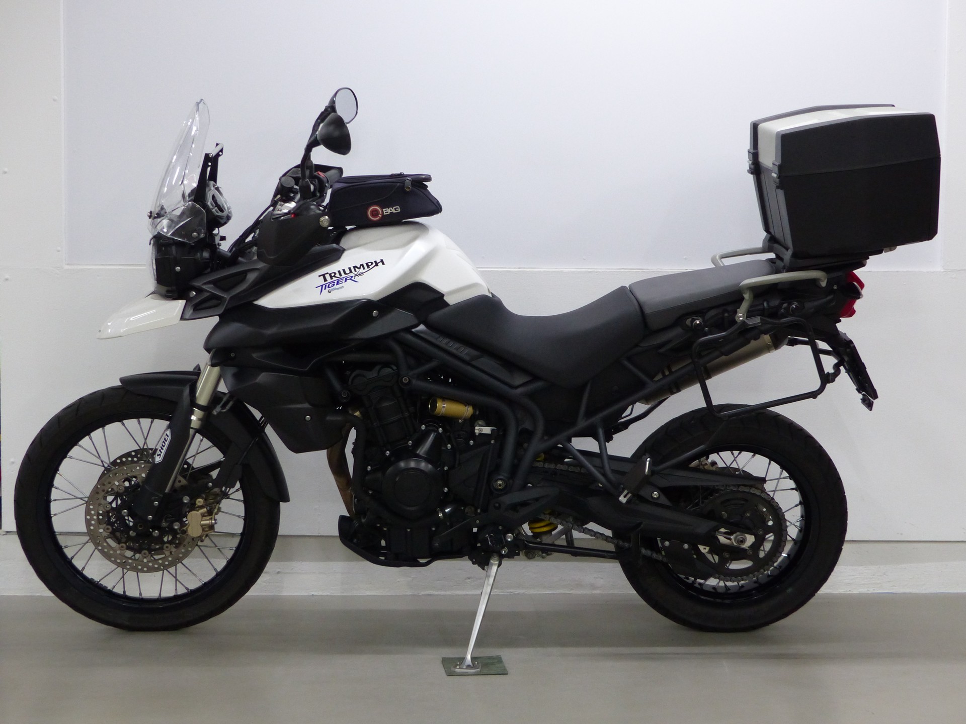 TRIUMPH Tiger 800 XC ABS mit Zubehör-image-2