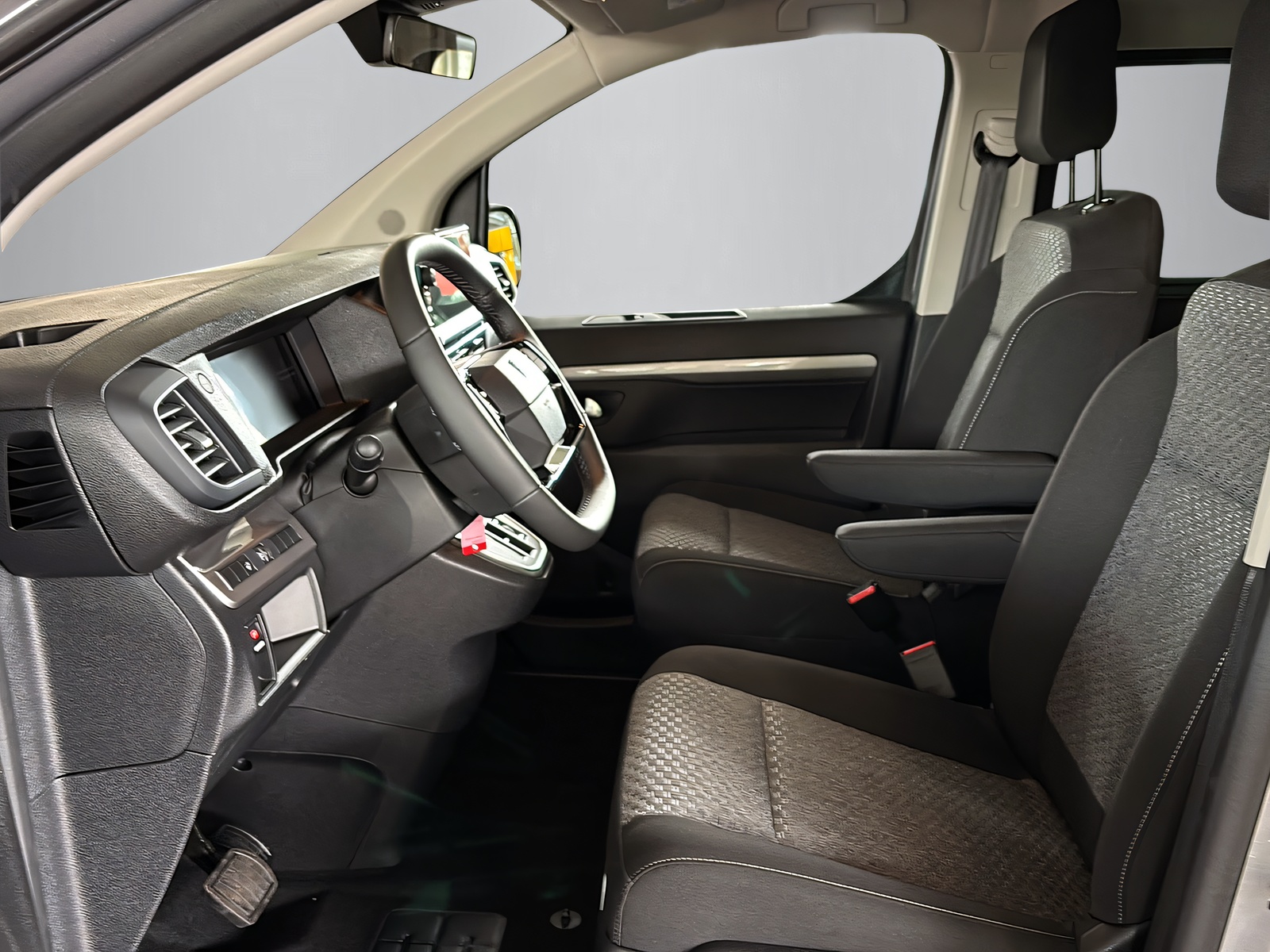 PEUGEOT Traveller 2.2 BlueHDi Family Edition S/S-showroom-element-2