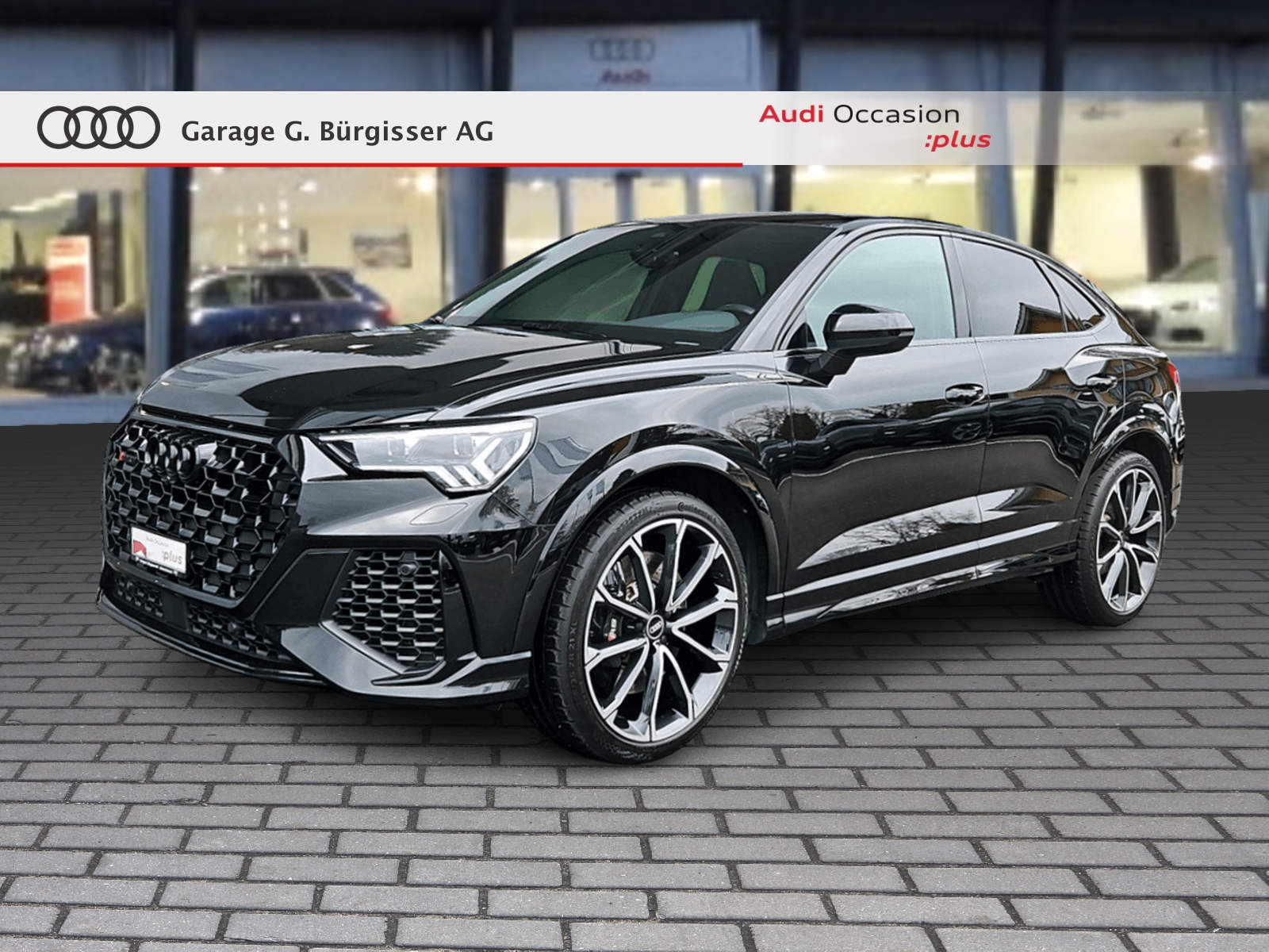 AUDI RS Q3 Sportback quattro S tronic Mythosschwarz Metallic