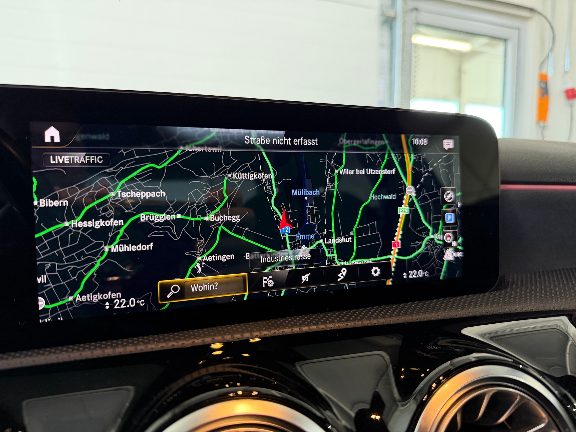 MERCEDES-BENZ A 220 AMG Line 7G-DCT 4Matic-image-10