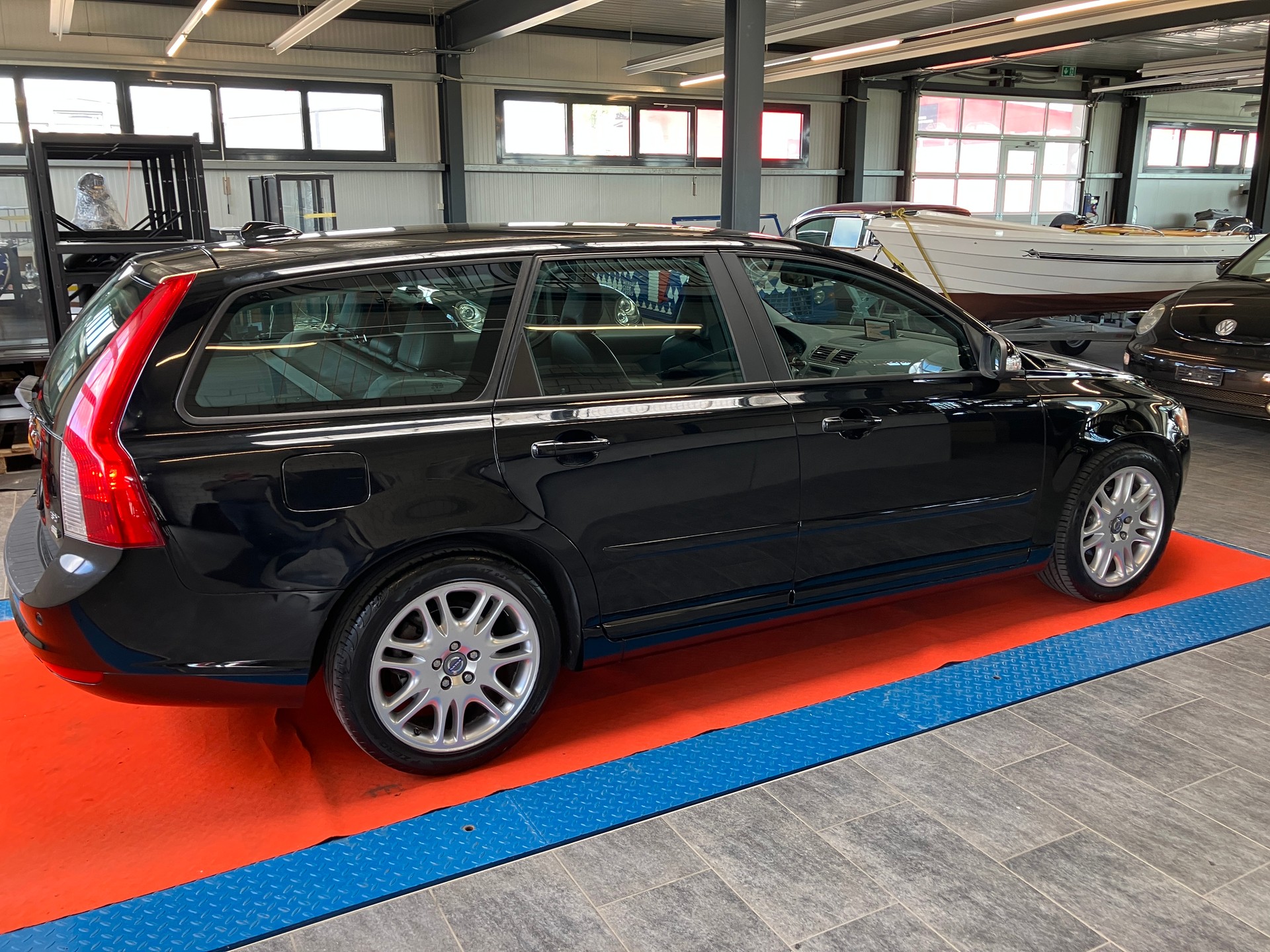 VOLVO V50 1.6D DRIVe Start/Stop-showroom-element-1