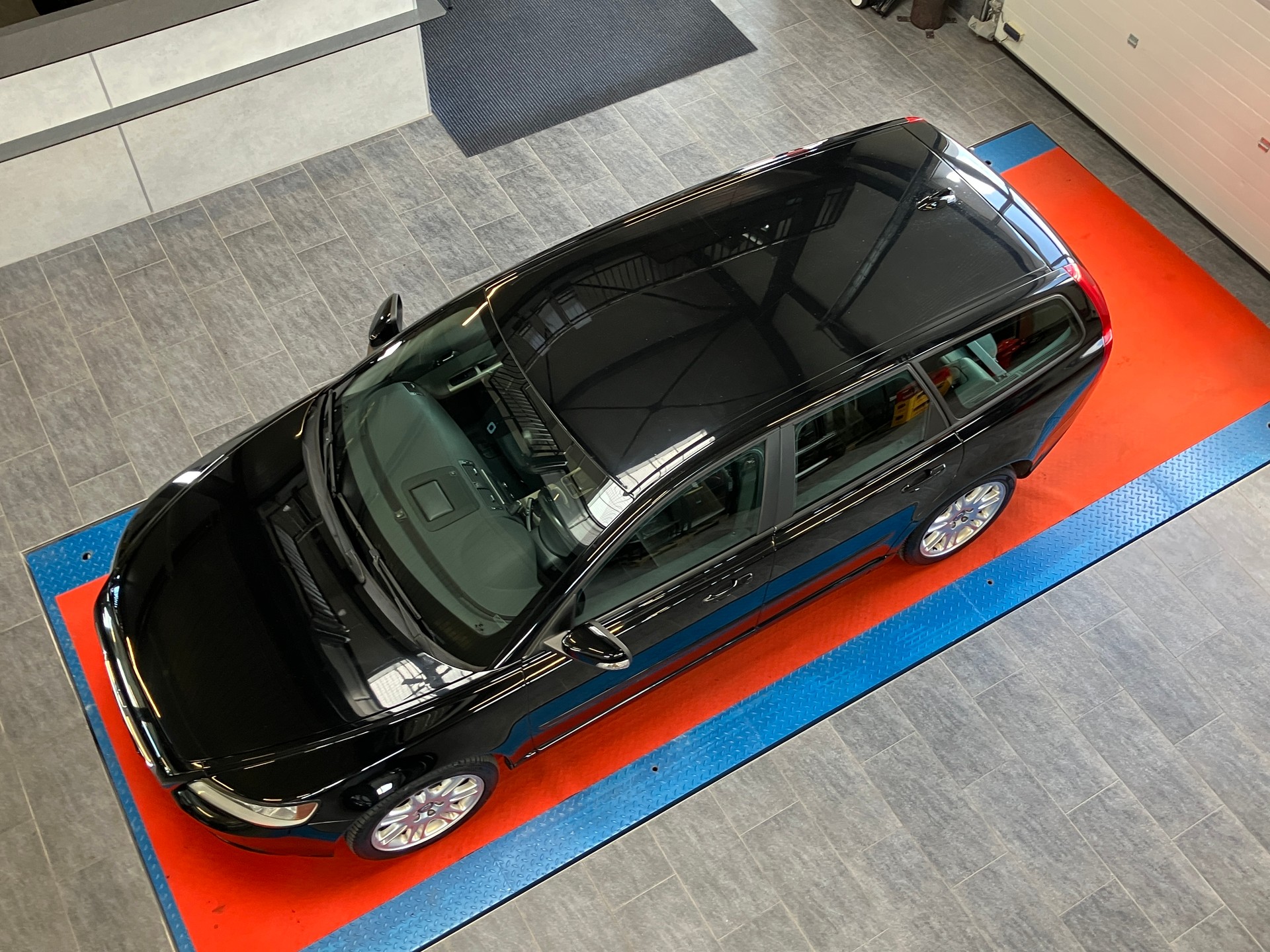 VOLVO V50 1.6D DRIVe Start/Stop-image-10
