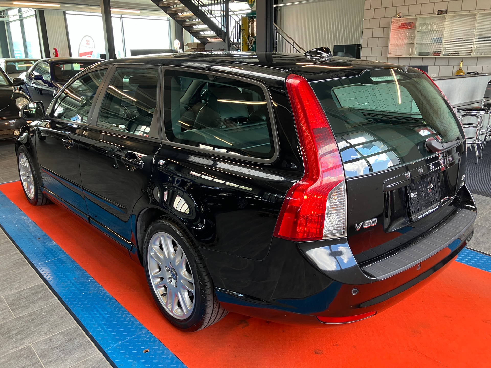 VOLVO V50 1.6D DRIVe Start/Stop-image-4