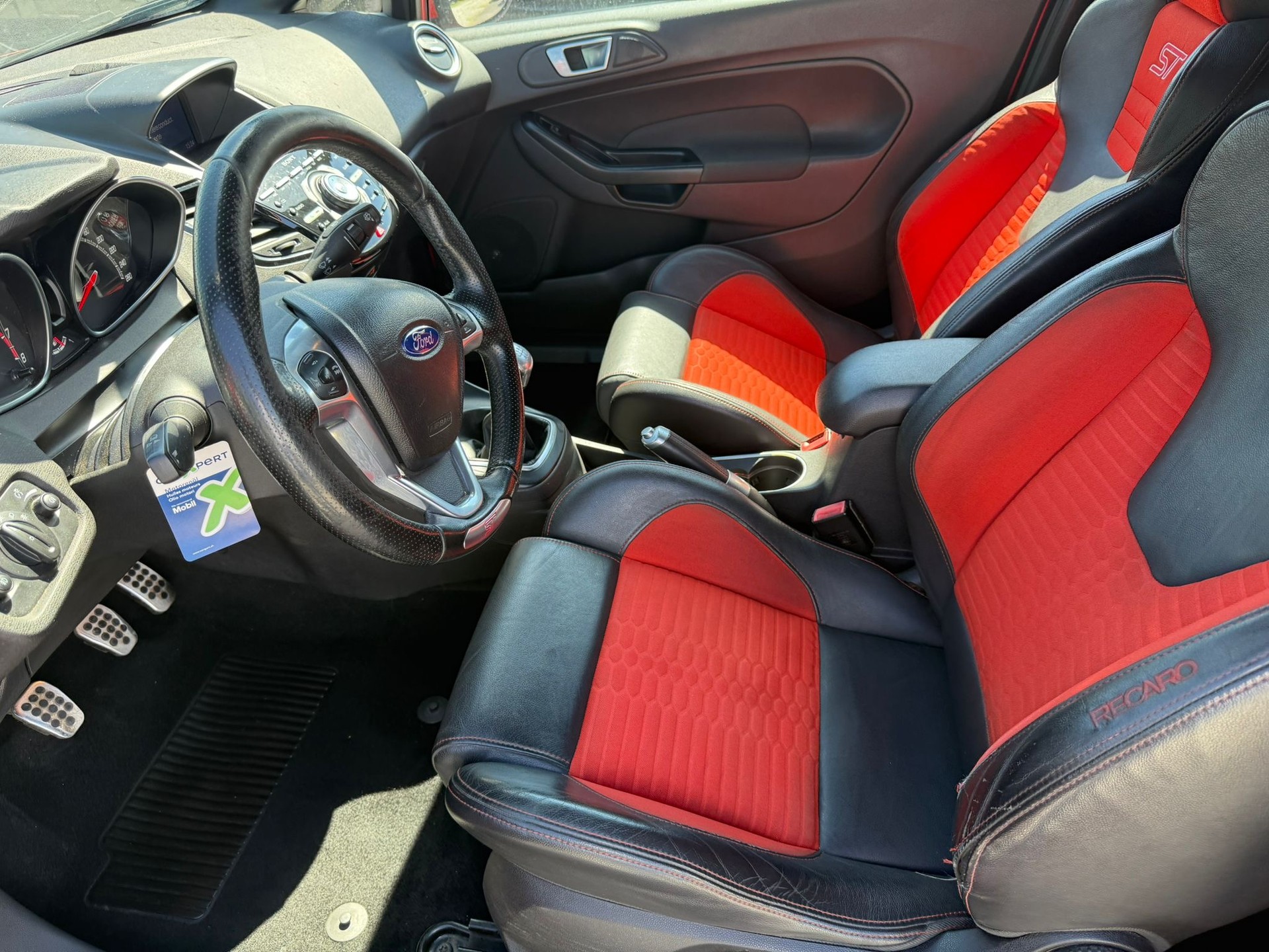 FORD Fiesta 1.6 SCTi ST-1-image-6