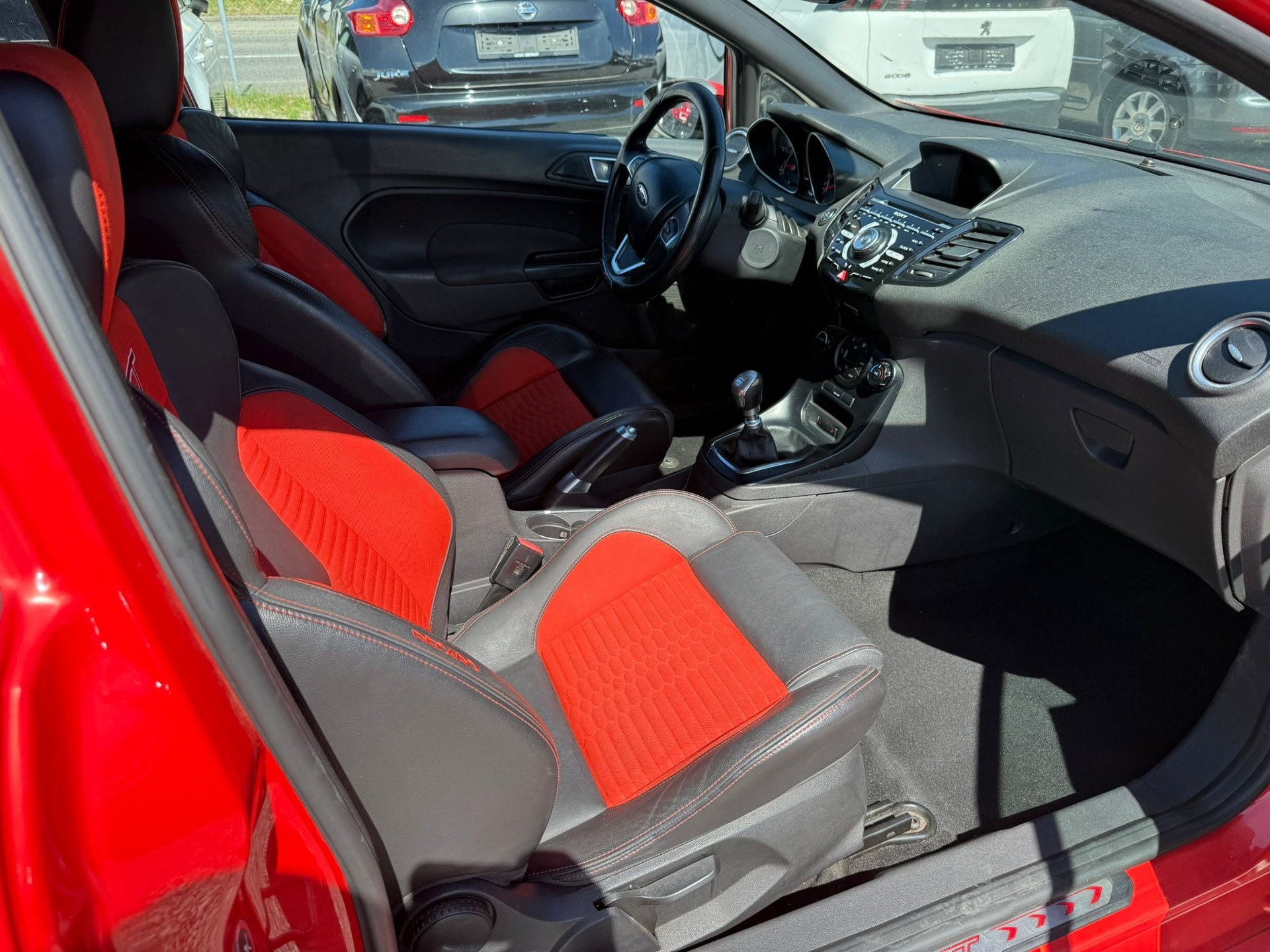 FORD Fiesta 1.6 SCTi ST-1-image-8