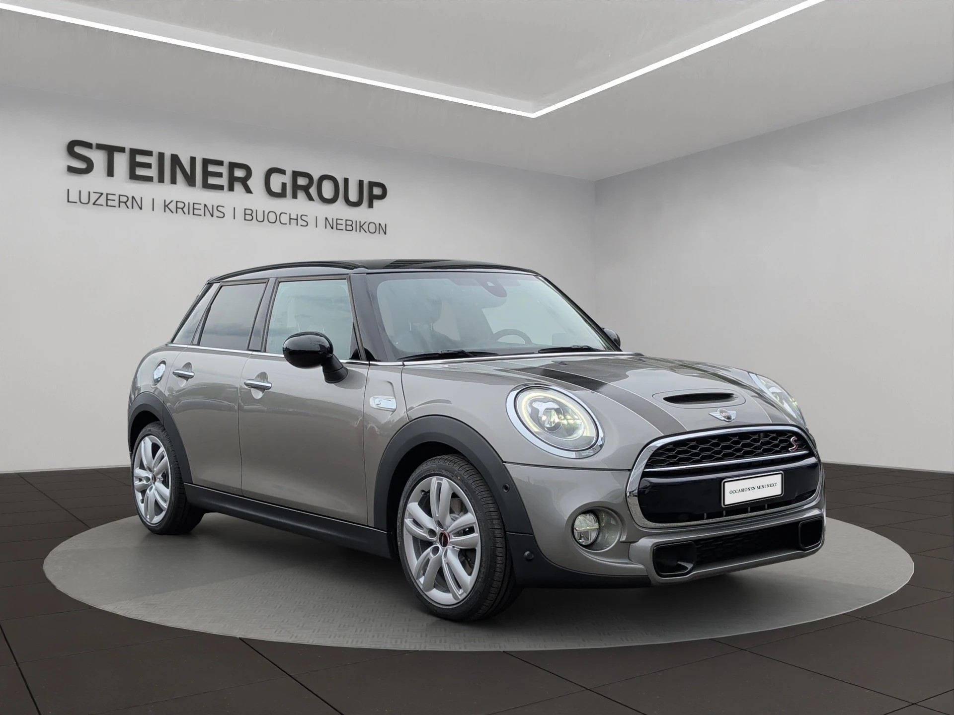 MINI Cooper S Steptronic-showroom-element-2