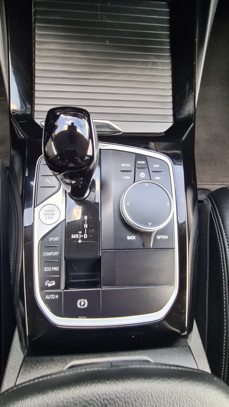 BMW X3 xDrive 48V 20d ** Voll-Leder ** Gr-Navi ** RF-Kamera ** Abstandsregelsysteme ** Sitzheizung mit Sport Sitz ** Modell 2023 **-image-15