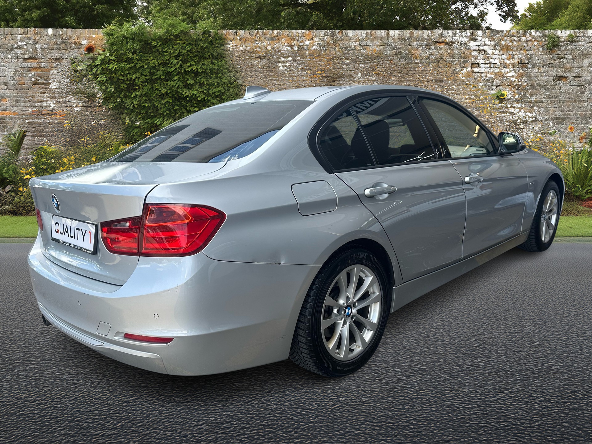 BMW 328i Luxury Line Steptronic-image-4