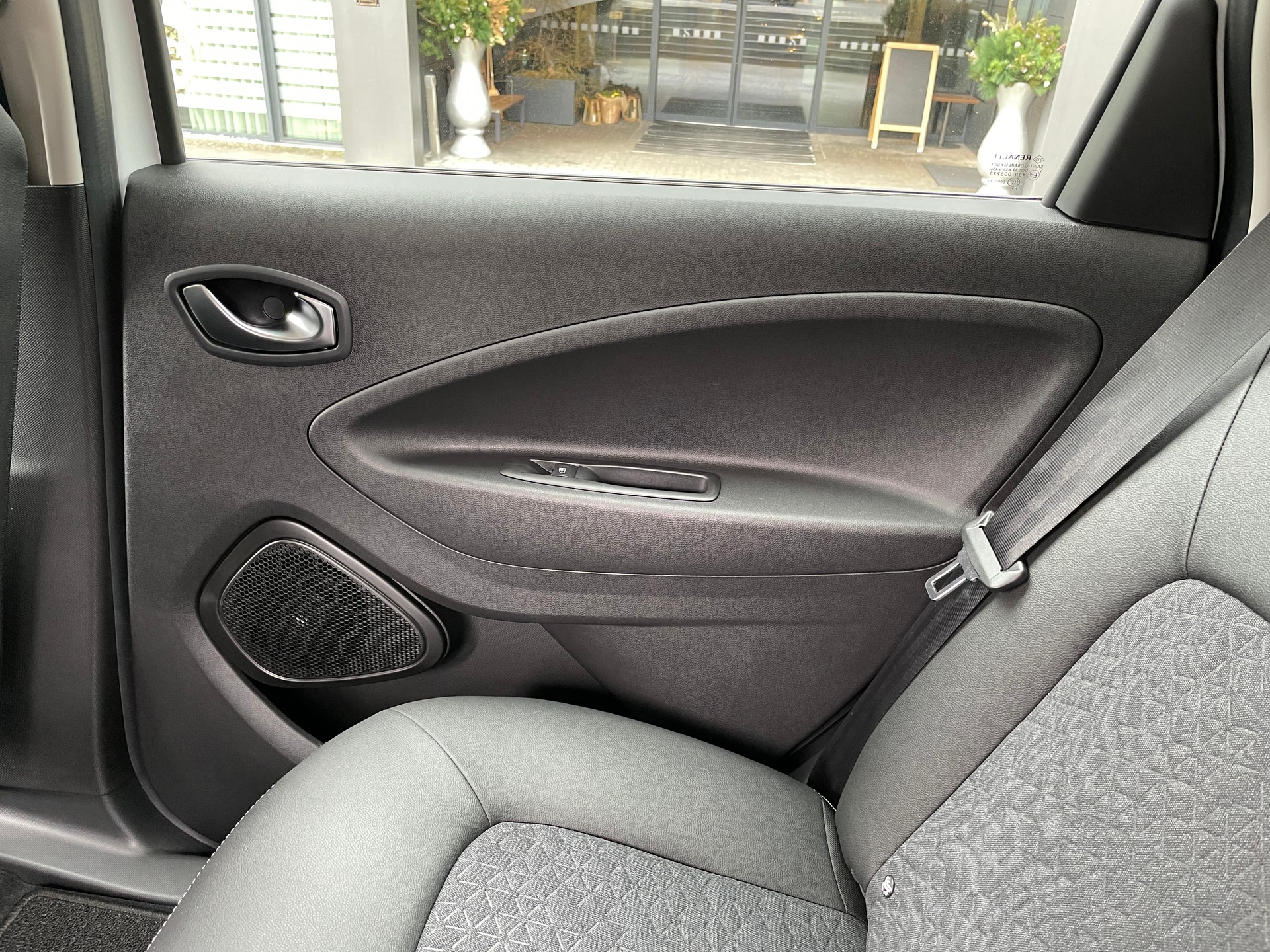 RENAULT Zoe R135 (incl. Batterie) Iconic-image-16