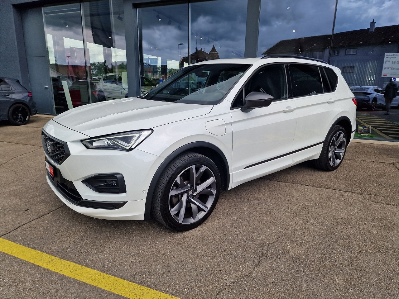SEAT Tarraco 1.4 e-HYBRID DSG Hola FR-showroom-element-1