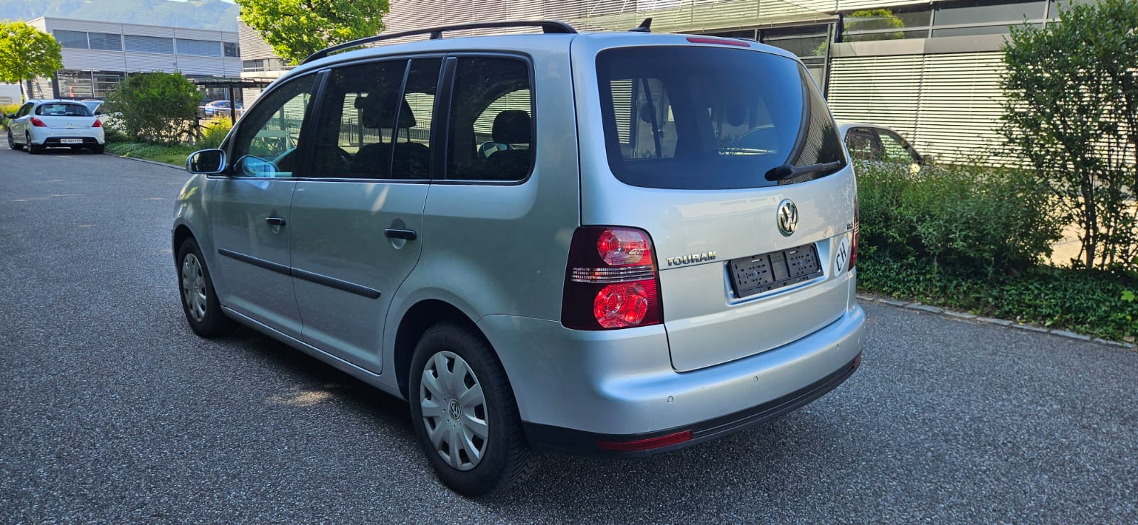 VW Touran 1.4 TSI Highline-image-4