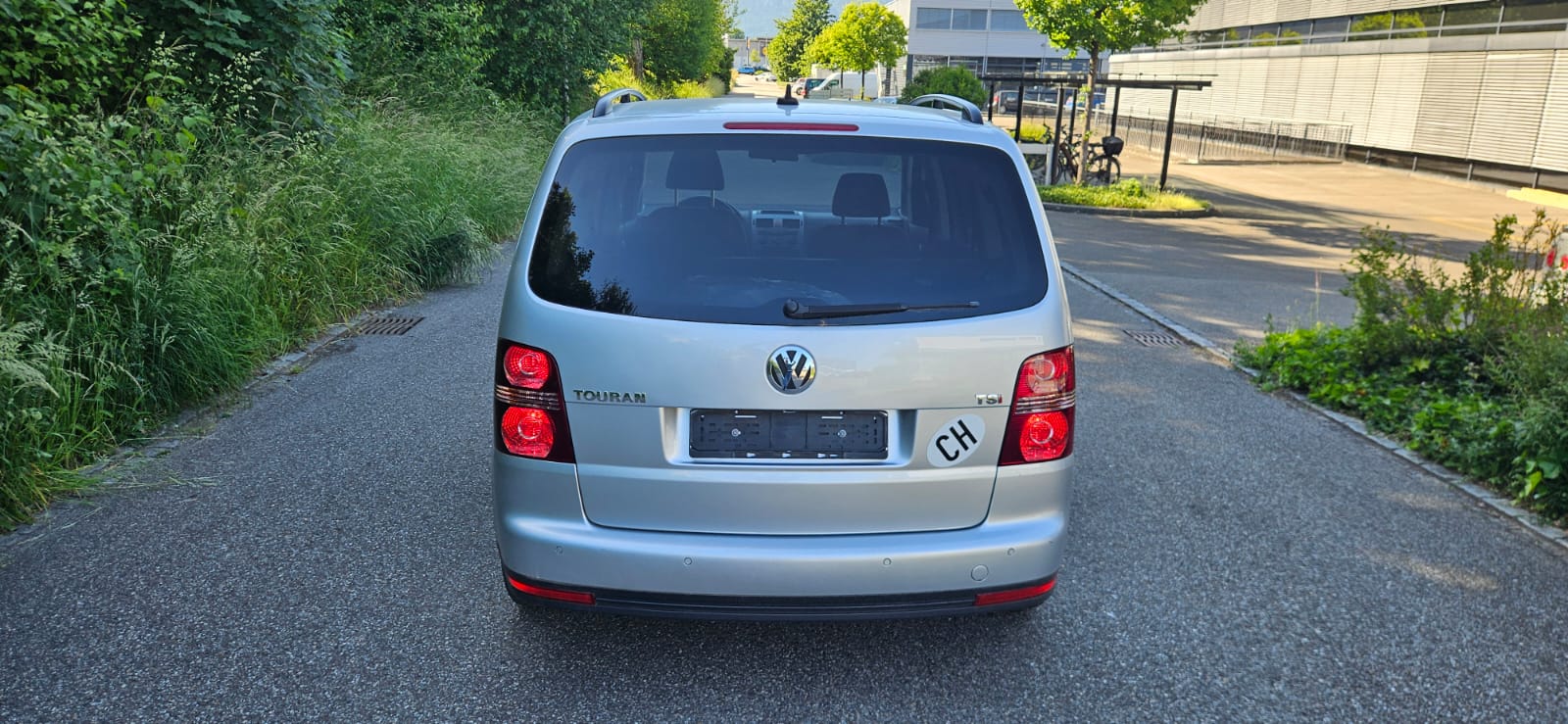 VW Touran 1.4 TSI Highline-image-5