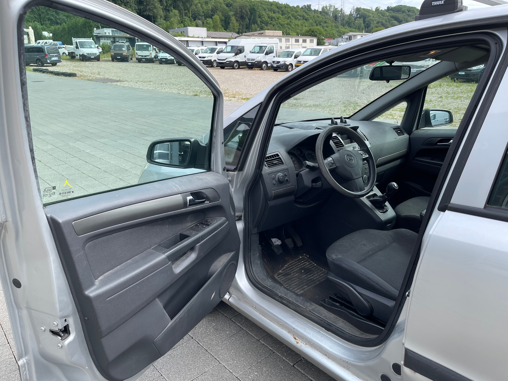 OPEL Zafira 1.8i 16V Cosmo-image-6