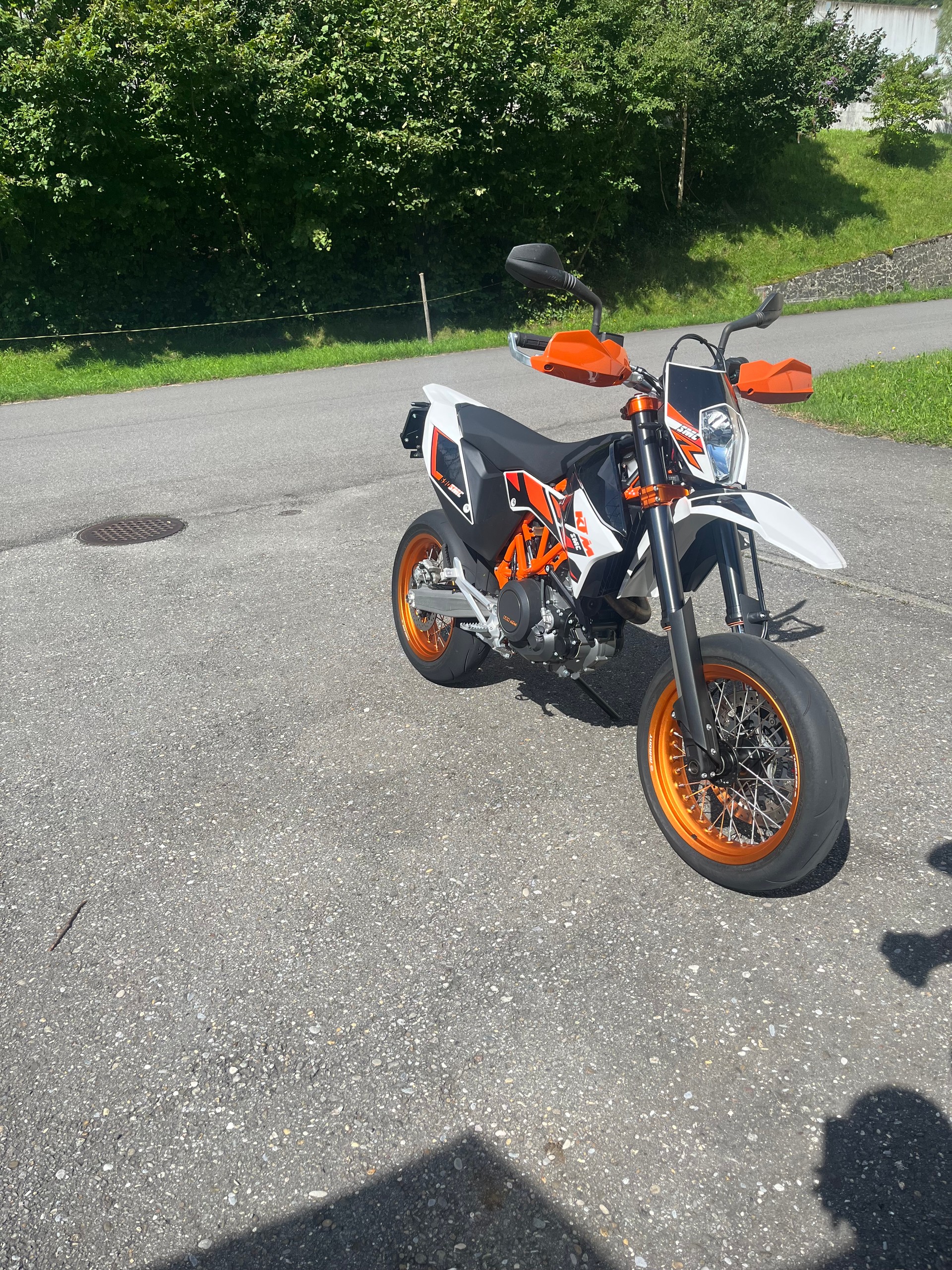 KTM 690 SMC R-image-6