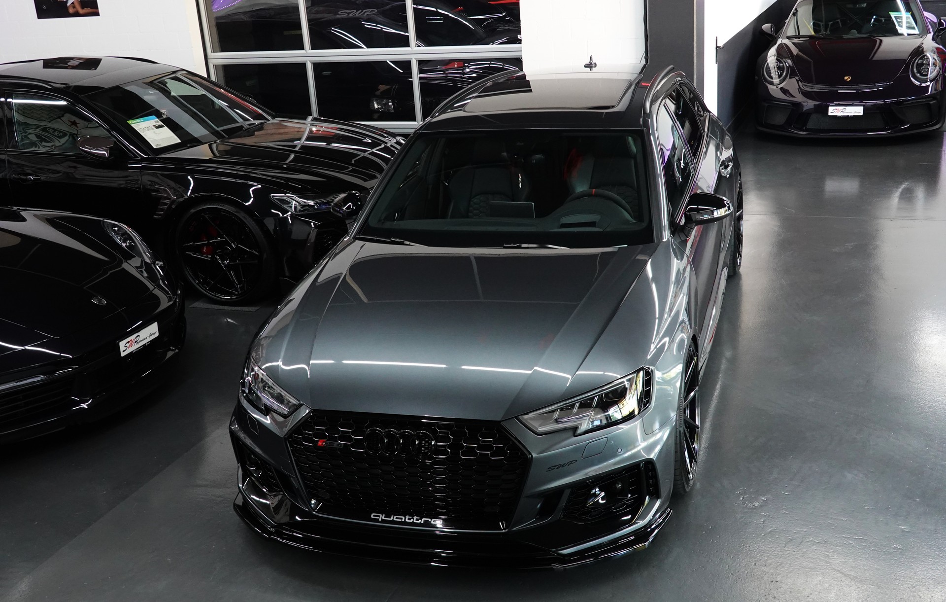 AUDI RS4 AVANT 2.9 QUATTRO TFSI TIPTRONIC CH-FZ FULL ON TOP-showroom-element-2