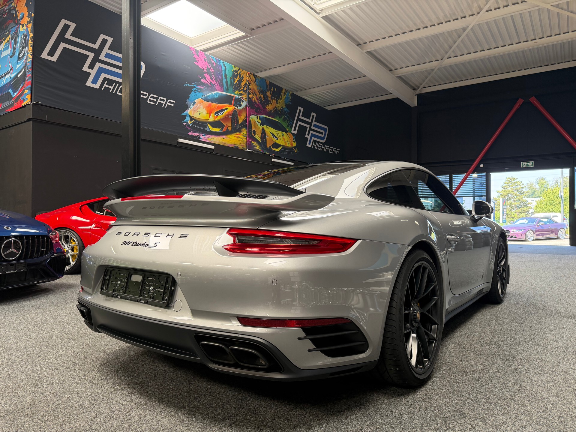 PORSCHE 911 Turbo S PDK-showroom-element-3