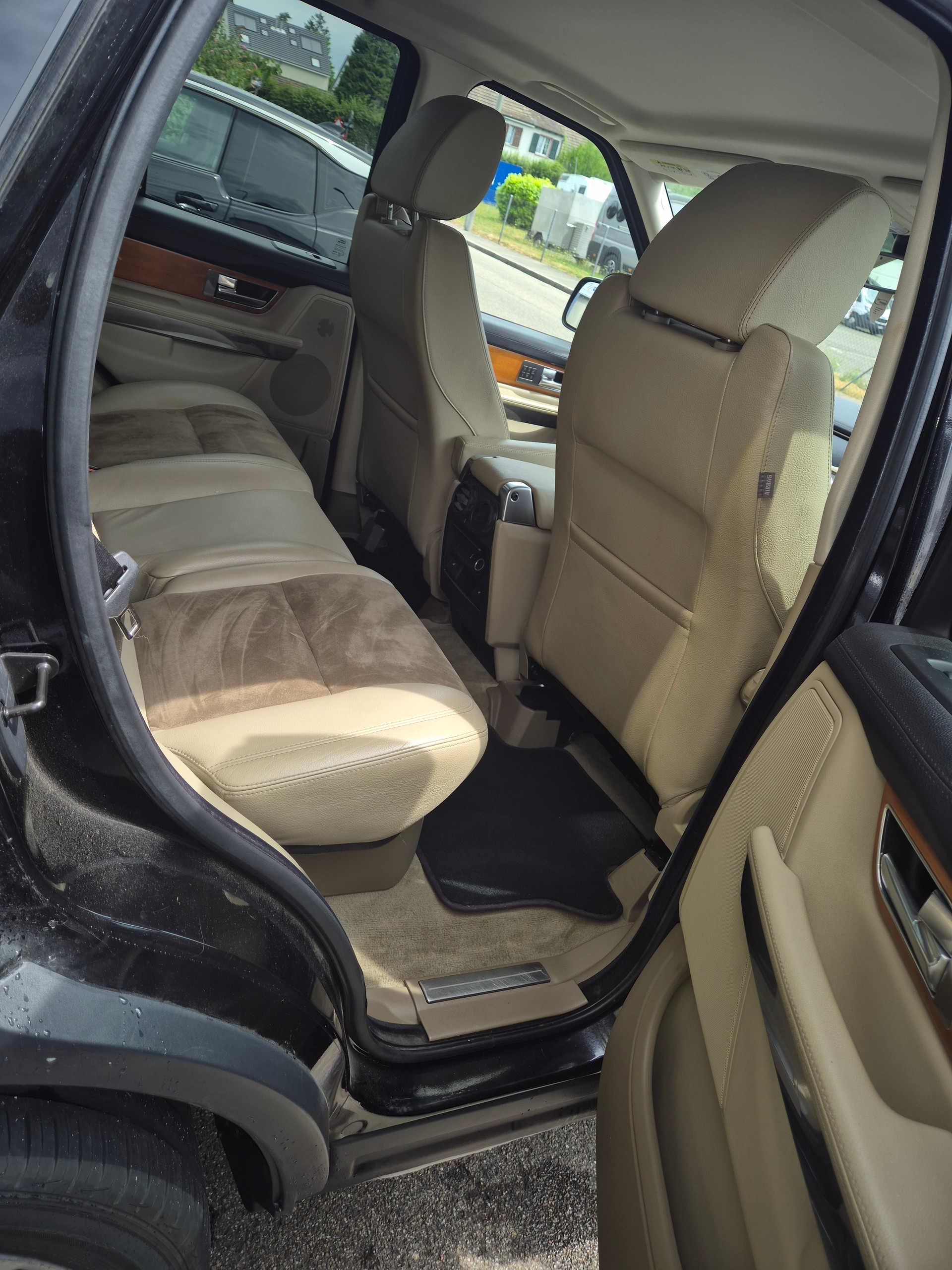 LAND ROVER Range Rover Sport 3.0 TDV6 SE Automatic-image-8