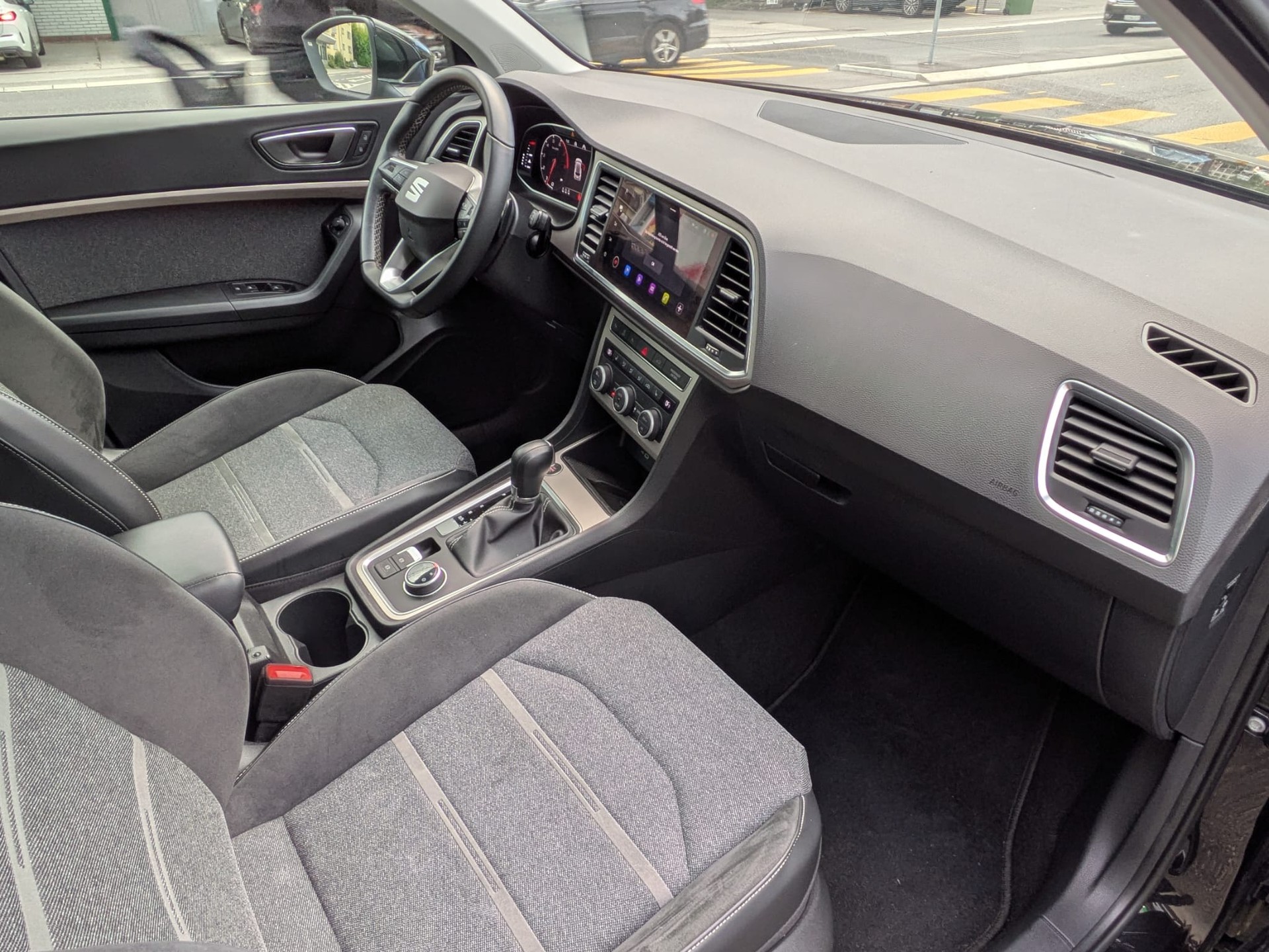 SEAT Ateca 1.5 TSI EVO DSG Experience-image-16