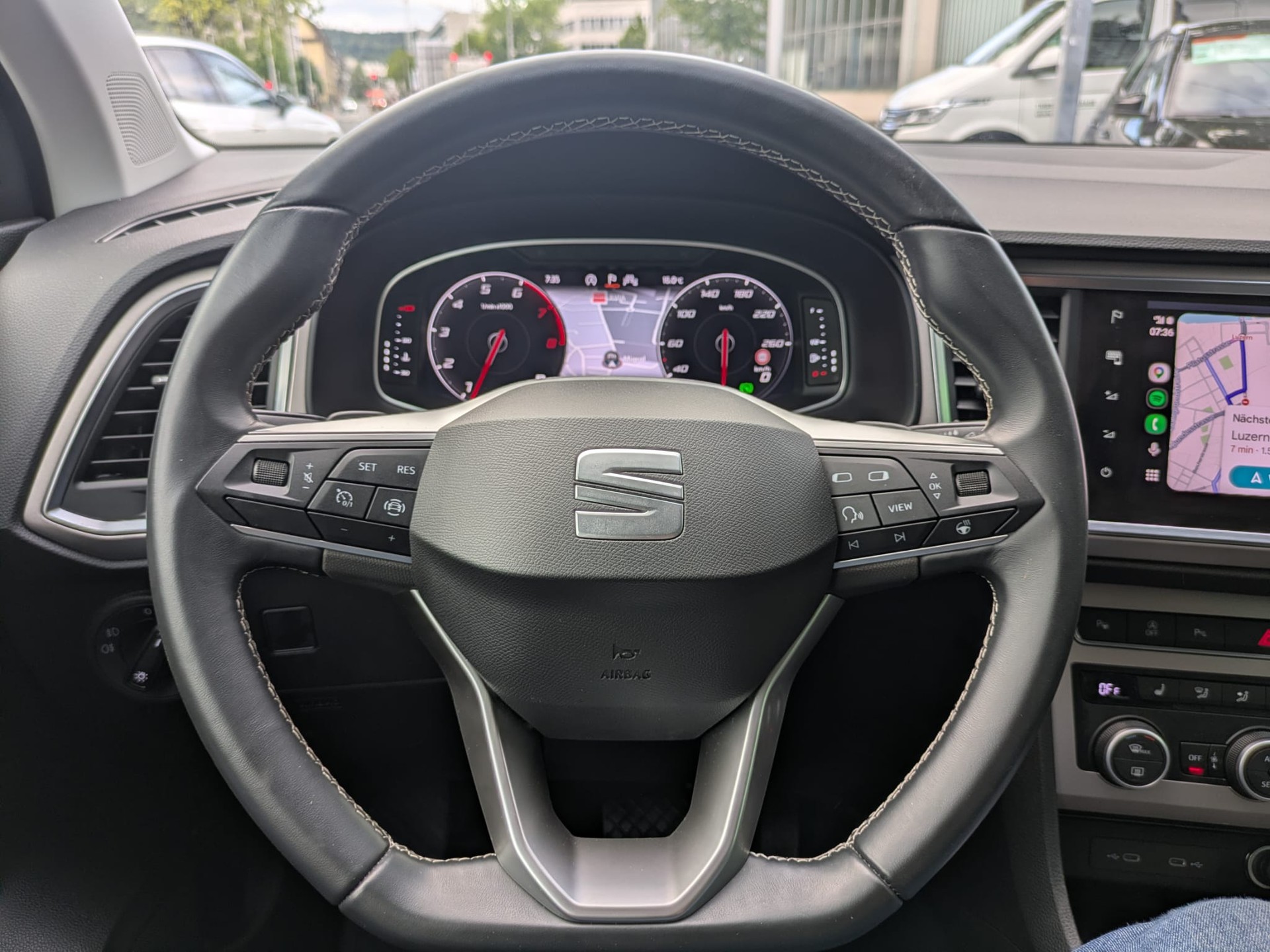 SEAT Ateca 1.5 TSI EVO DSG Experience-image-18