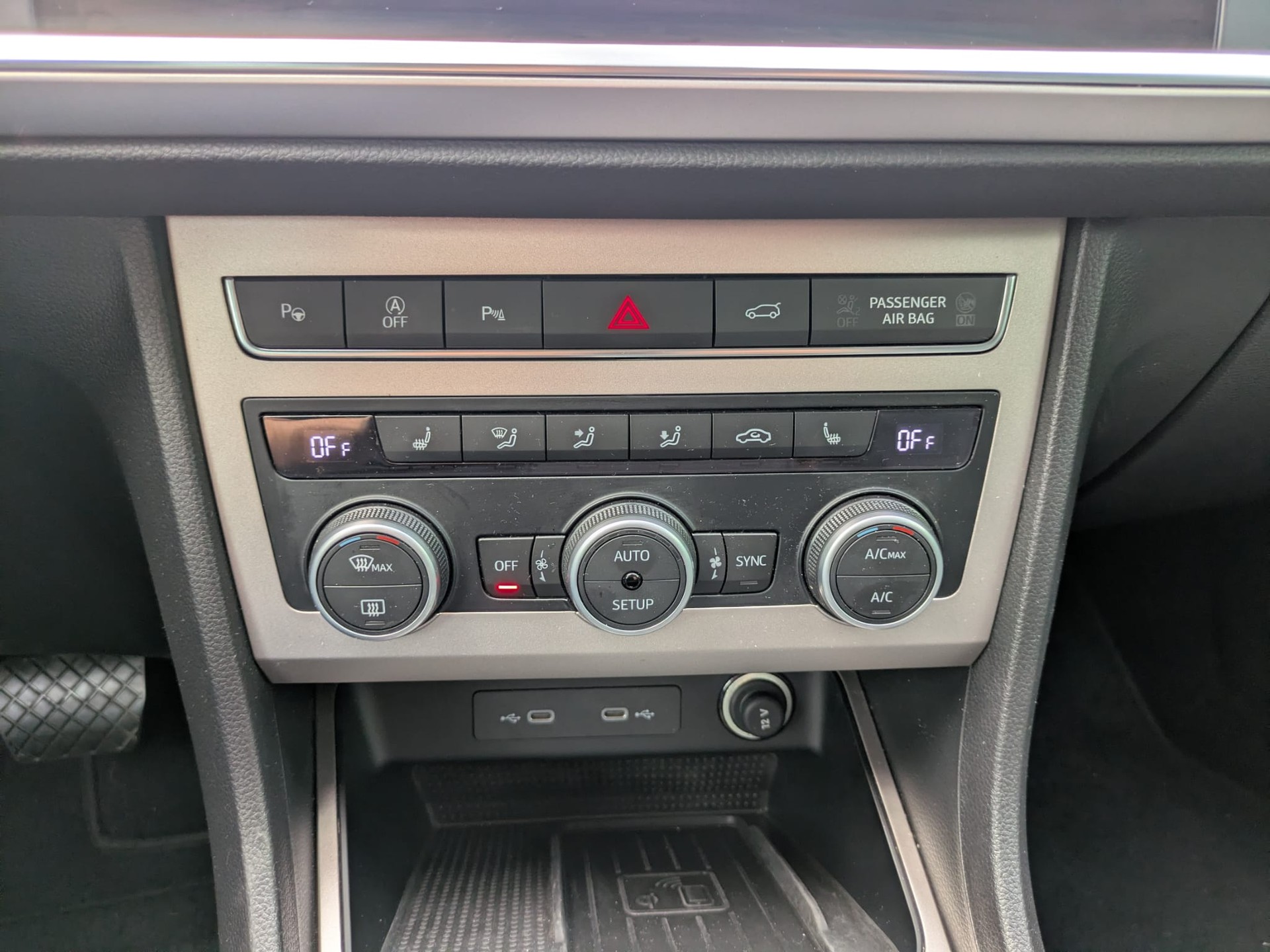 SEAT Ateca 1.5 TSI EVO DSG Experience-image-23