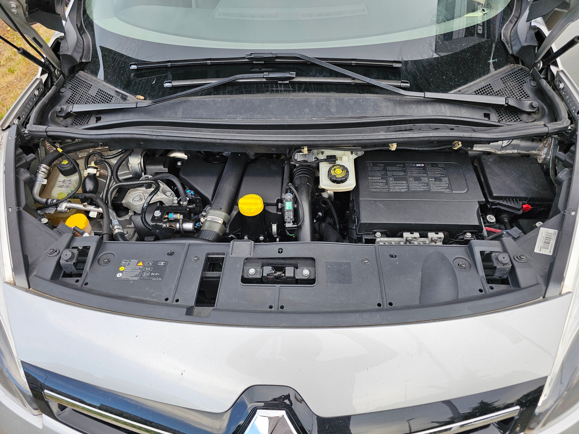 RENAULT Scénic 1.5 dCi Bose EDC-image-12