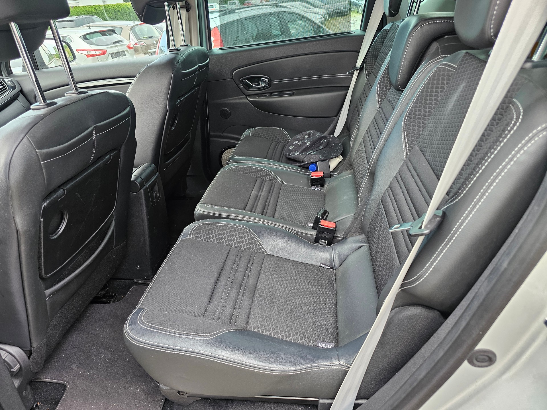 RENAULT Scénic 1.5 dCi Bose EDC-image-11