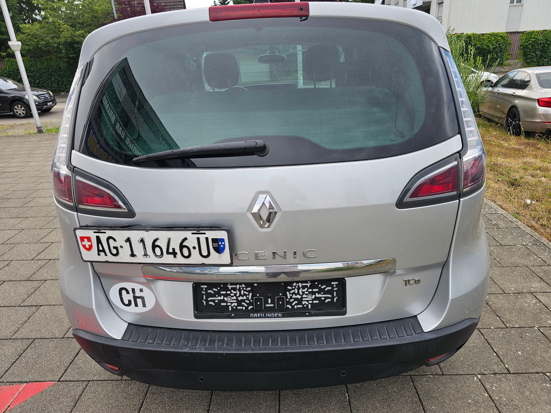 RENAULT Scénic 1.5 dCi Bose EDC-image-7