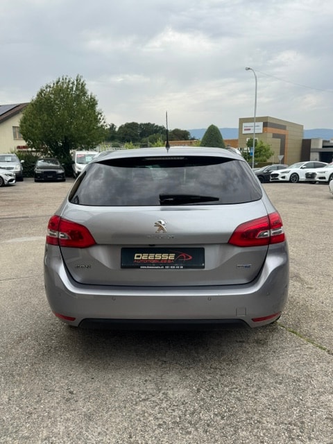 PEUGEOT 308 SW 2.0 BlueHDI Allure Automatic-image-5