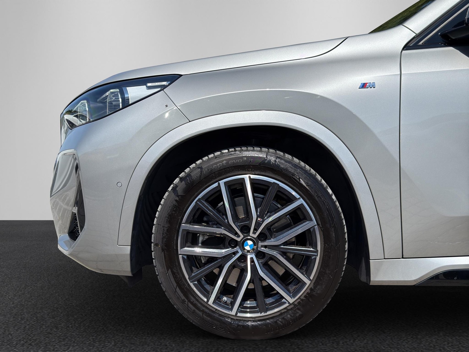 BMW X1 xDrive 23i MSport-image-9