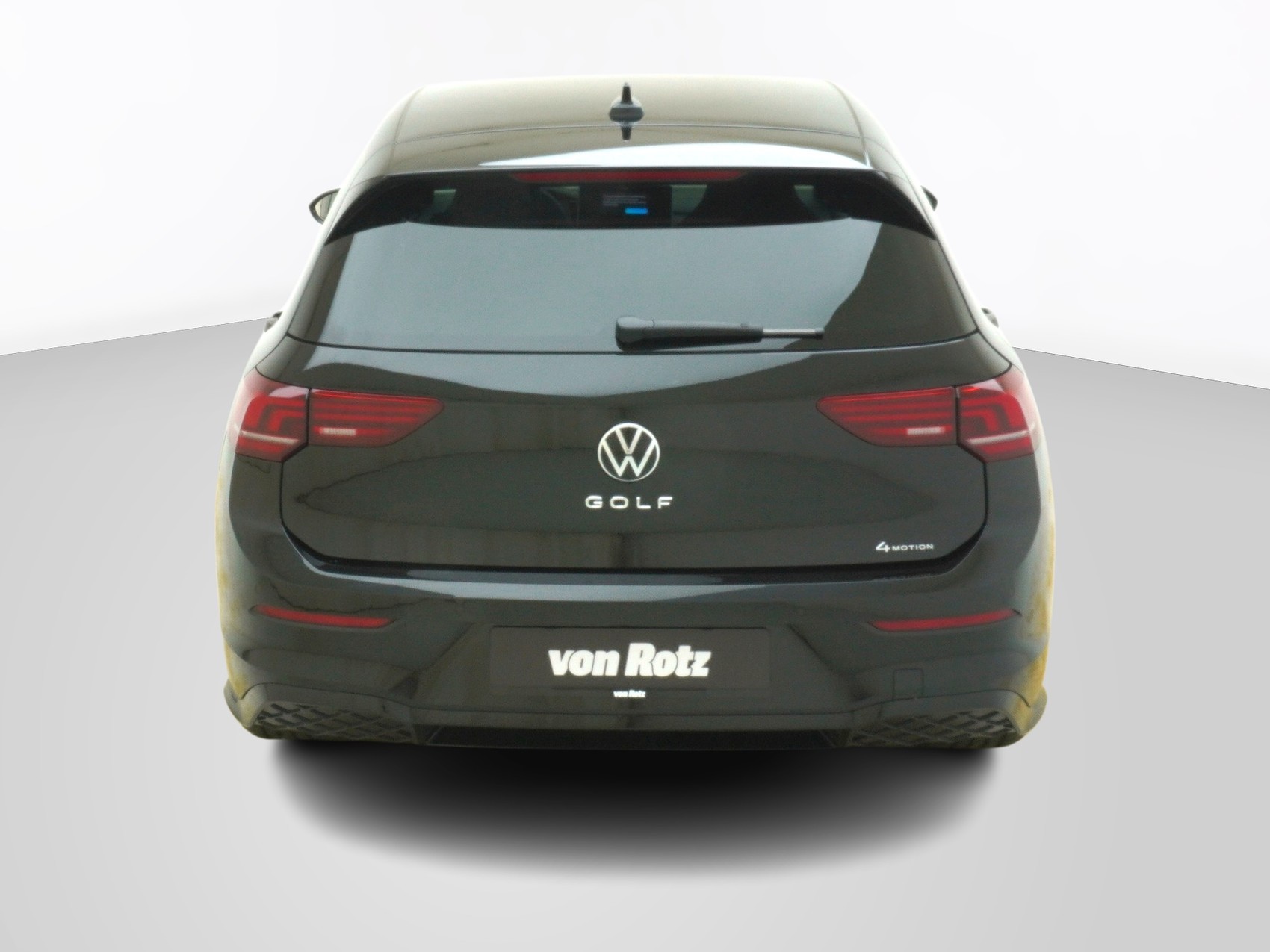 VW Golf VIII 2.0 TSI R-Line DSG 4Motion-showroom-element-2