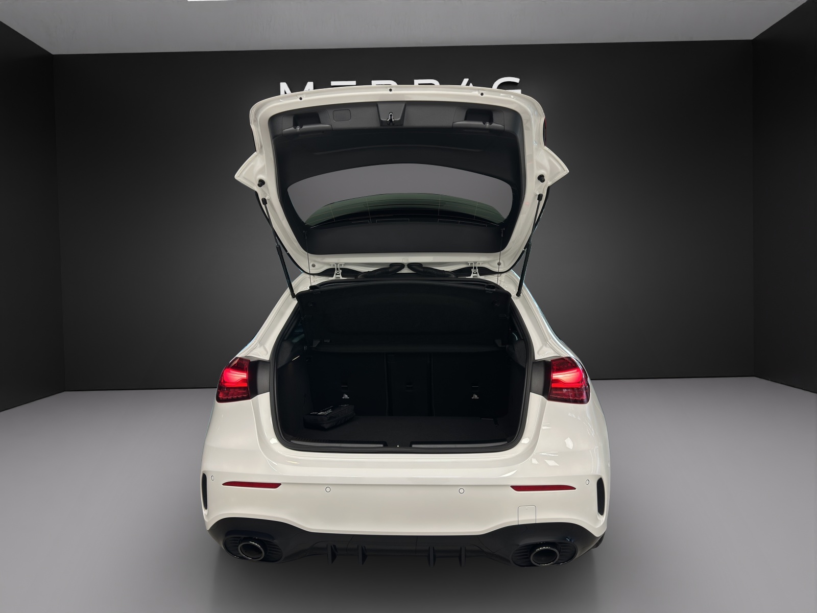 MERCEDES-BENZ A AMG 35 4Matic 8G-DCT-image-6
