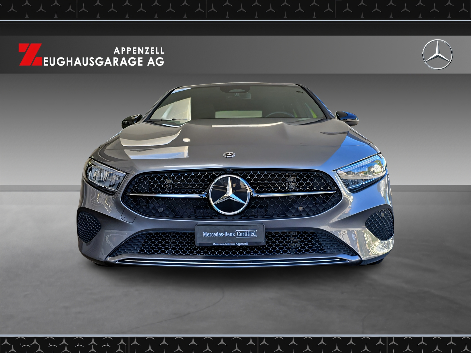 MERCEDES-BENZ A 250 4Matic-showroom-element-3