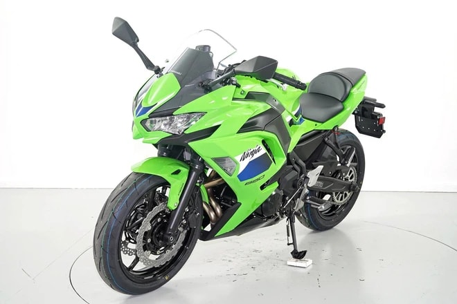KAWASAKI NINJA 650-image-2