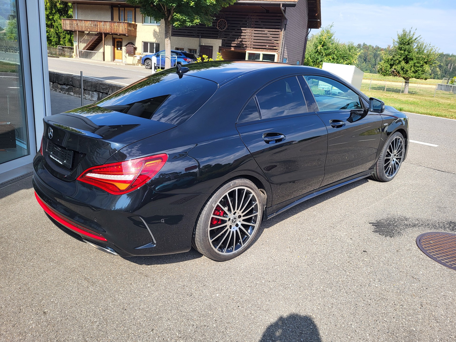 MERCEDES-BENZ CLA 250 Sport 4Matic-image-3