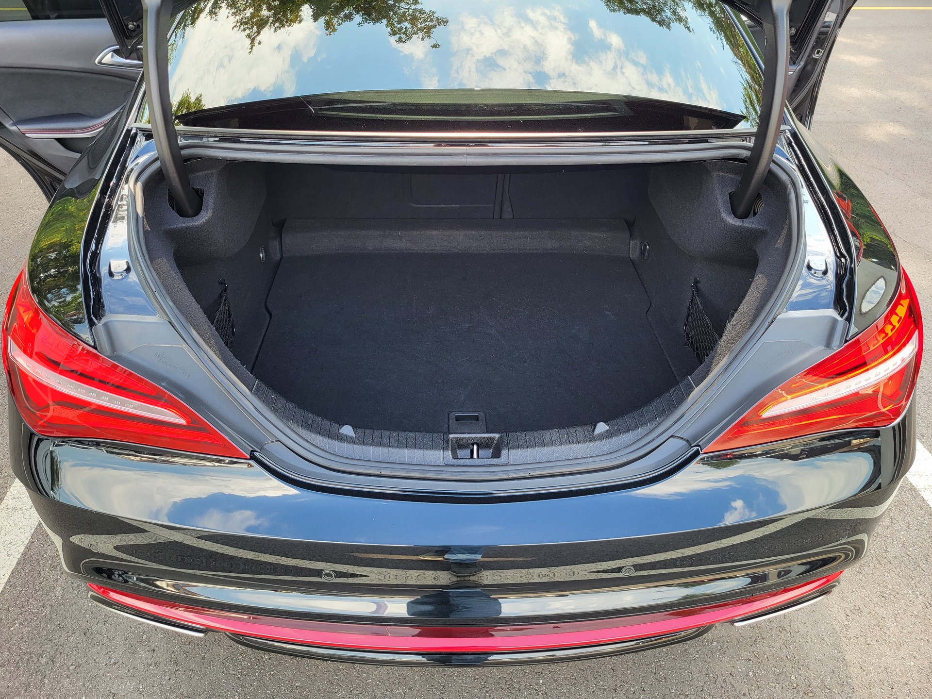 MERCEDES-BENZ CLA 250 Sport 4Matic-image-9