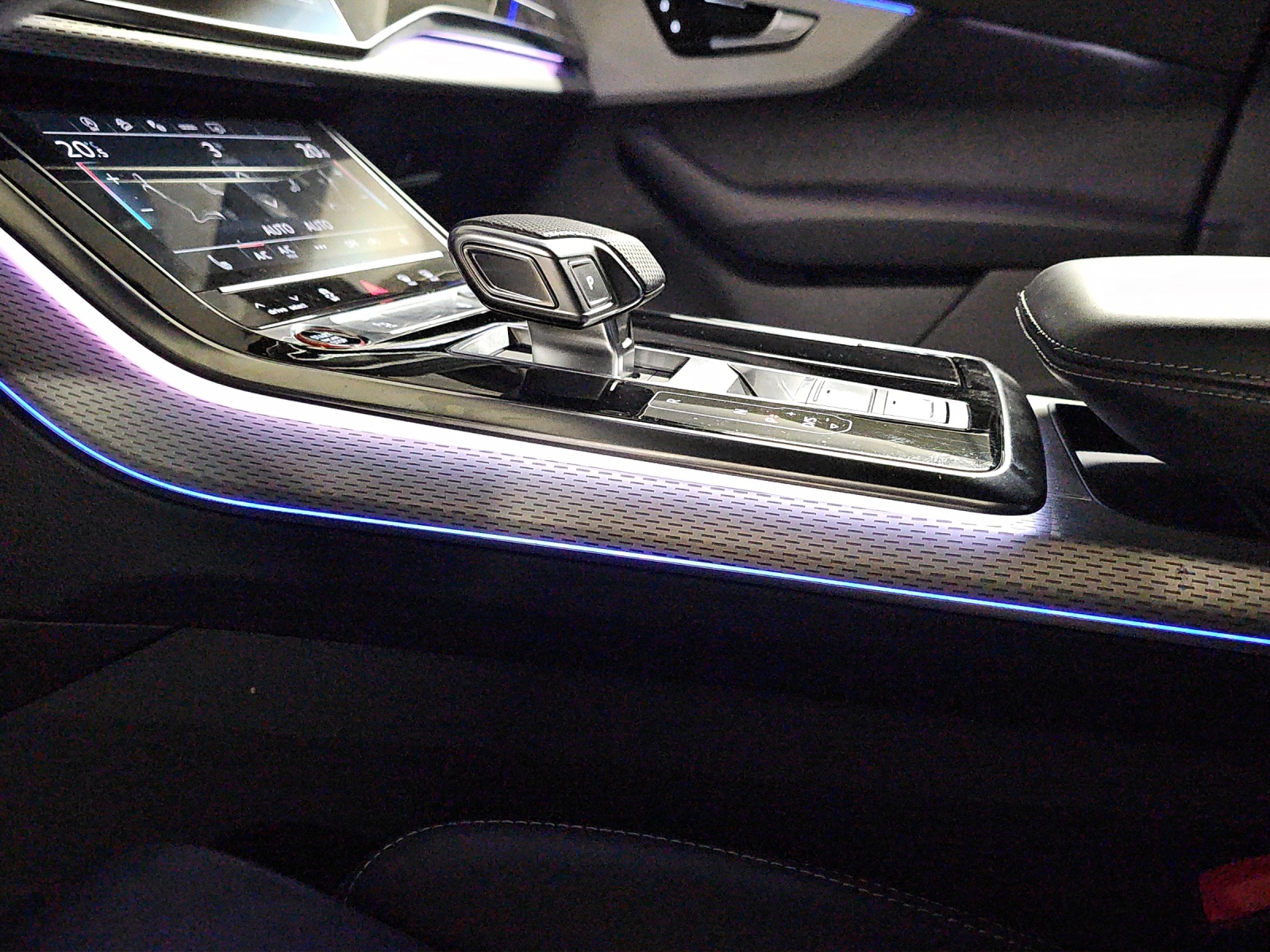 AUDI SQ8 SUV TFSI quattro tiptronic-image-20