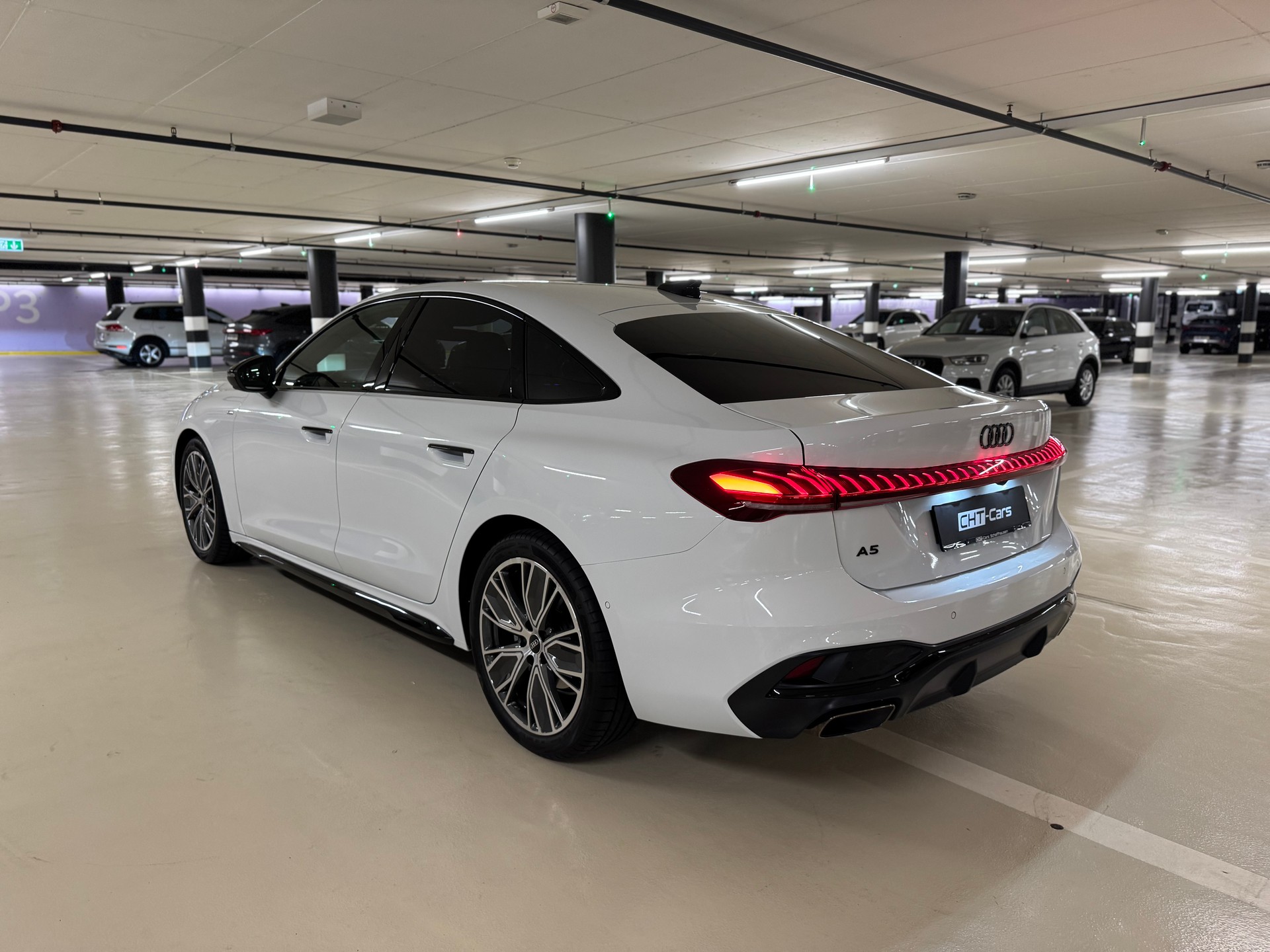 AUDI A5 Limousine TFSI 150 kW S tronic-showroom-element-2