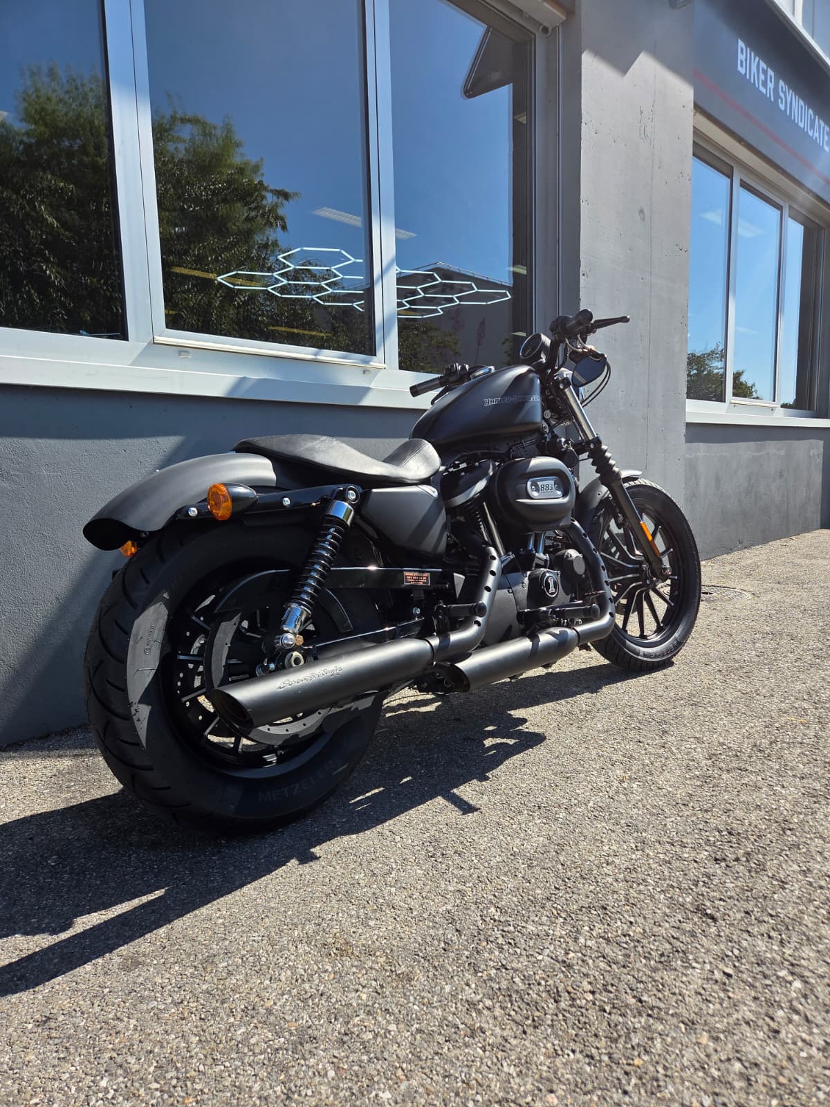 HARLEY-DAVIDSON XL 883 N Sportster Iron-image-4