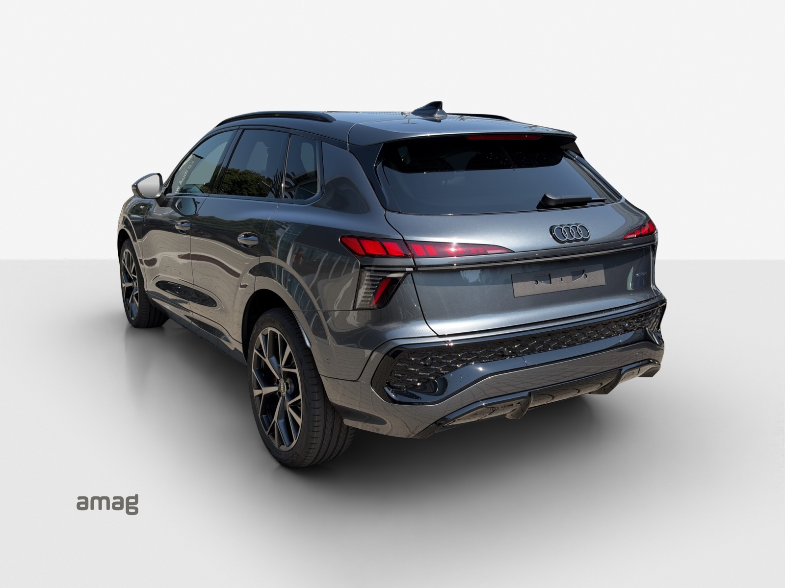 AUDI Q3 SUV TFSI quattro 195 kW S tronic-showroom-element-2
