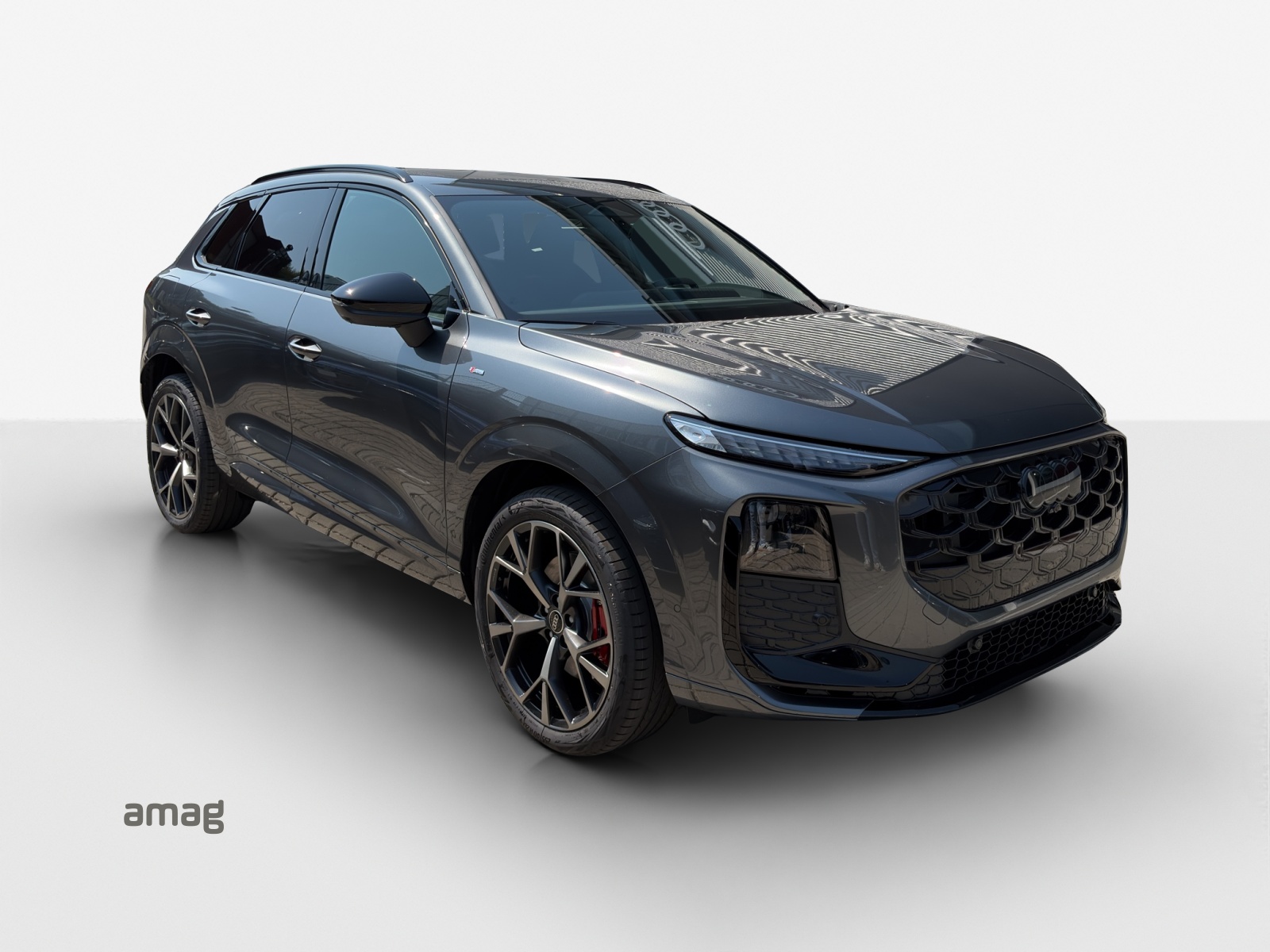 AUDI Q3 SUV TFSI quattro 195 kW S tronic-image-5