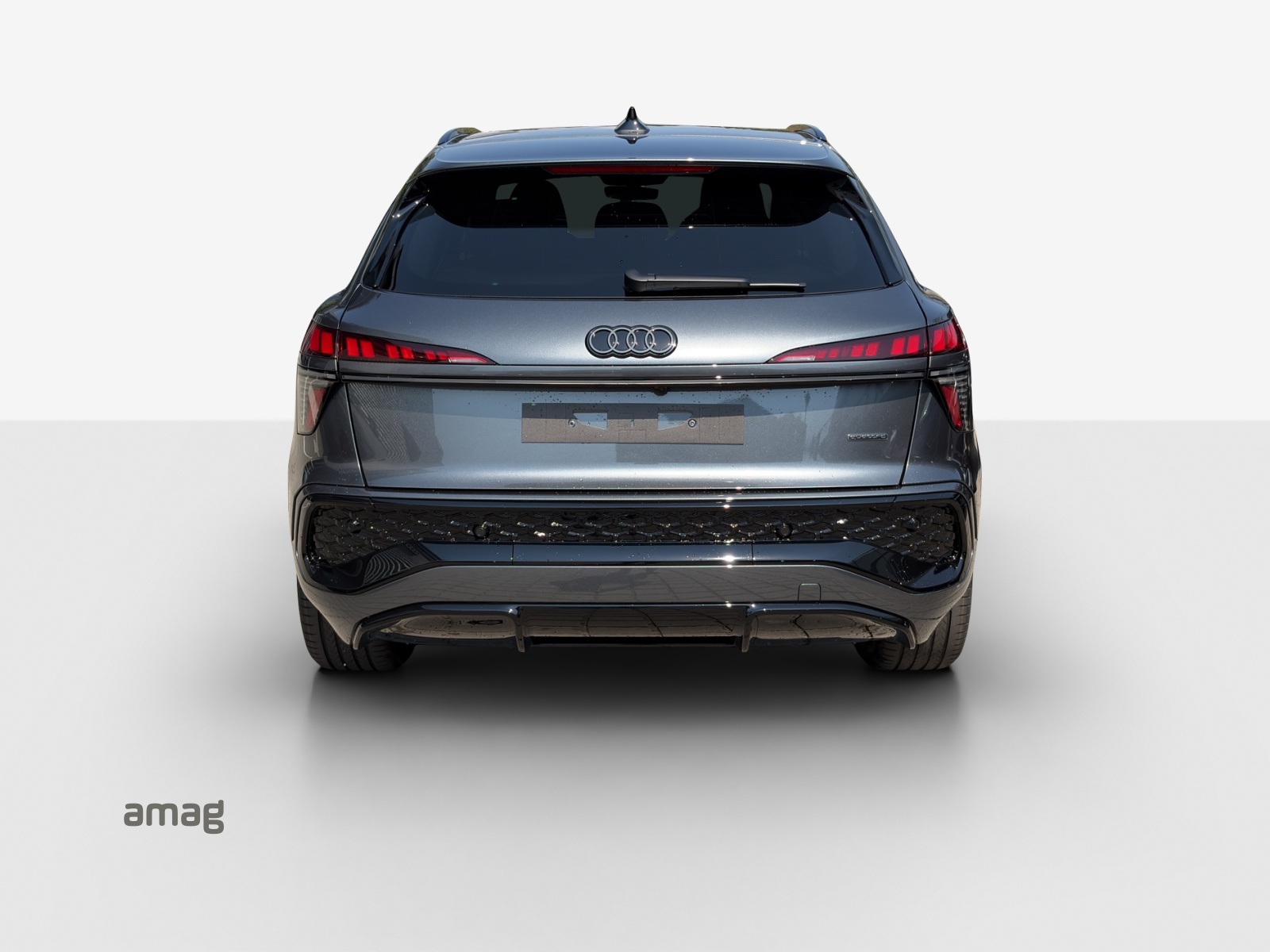 AUDI Q3 SUV TFSI quattro 195 kW S tronic-showroom-element-3