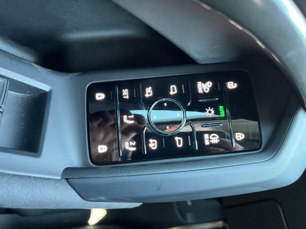 AUDI Q5 TFSI quatto 150 kW S-tronic-image-24