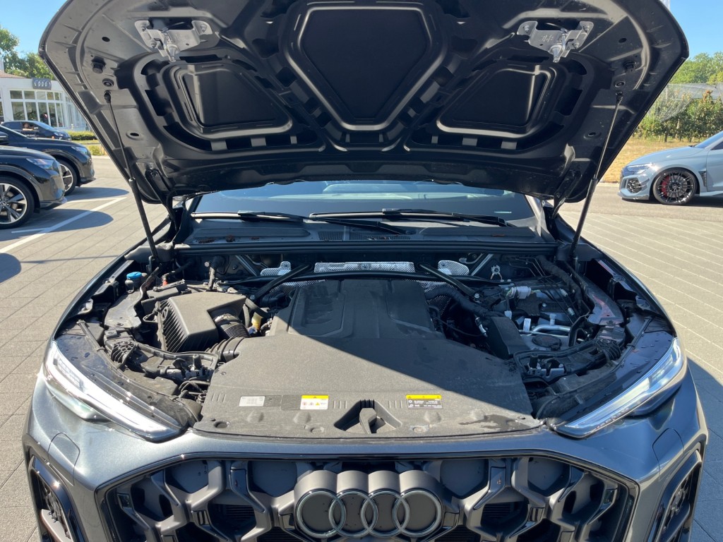 AUDI Q5 TFSI quatto 150 kW S-tronic-image-19