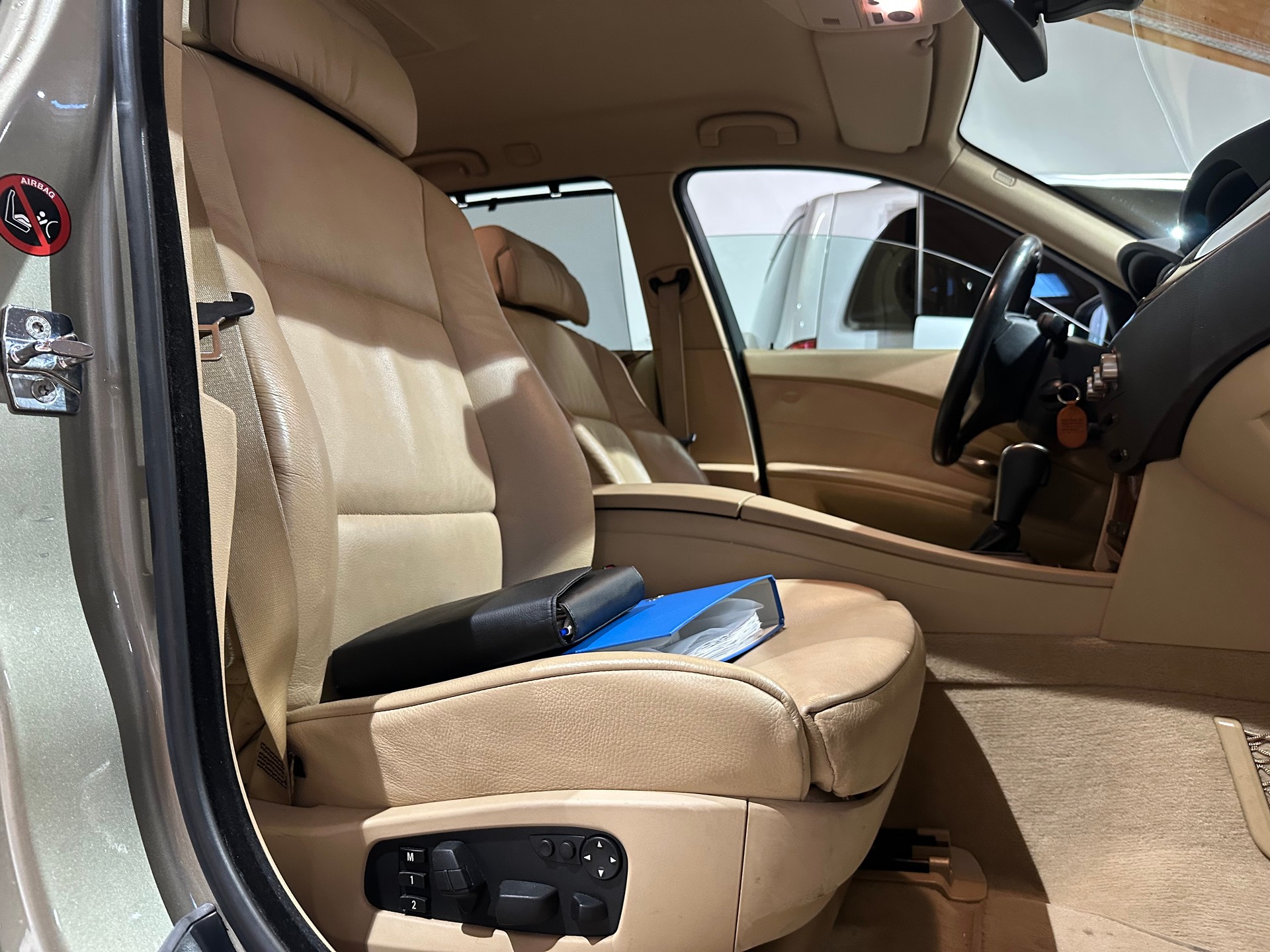 BMW 530xi Touring Nahezu Vollausgestattet und in top gepflegtem Zustand!-image-17